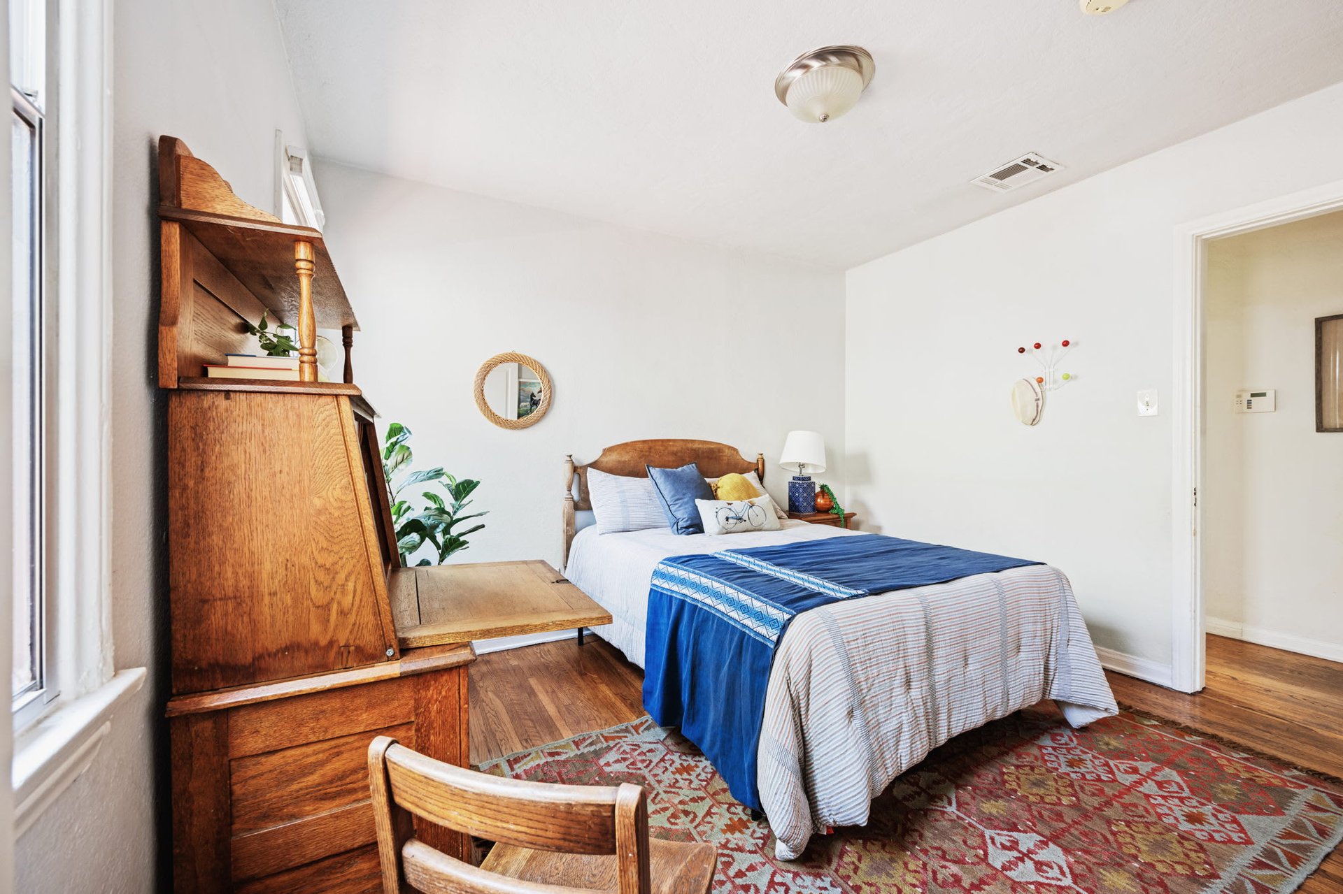 Lush Private Spanish Hideaway in Picfair Village
