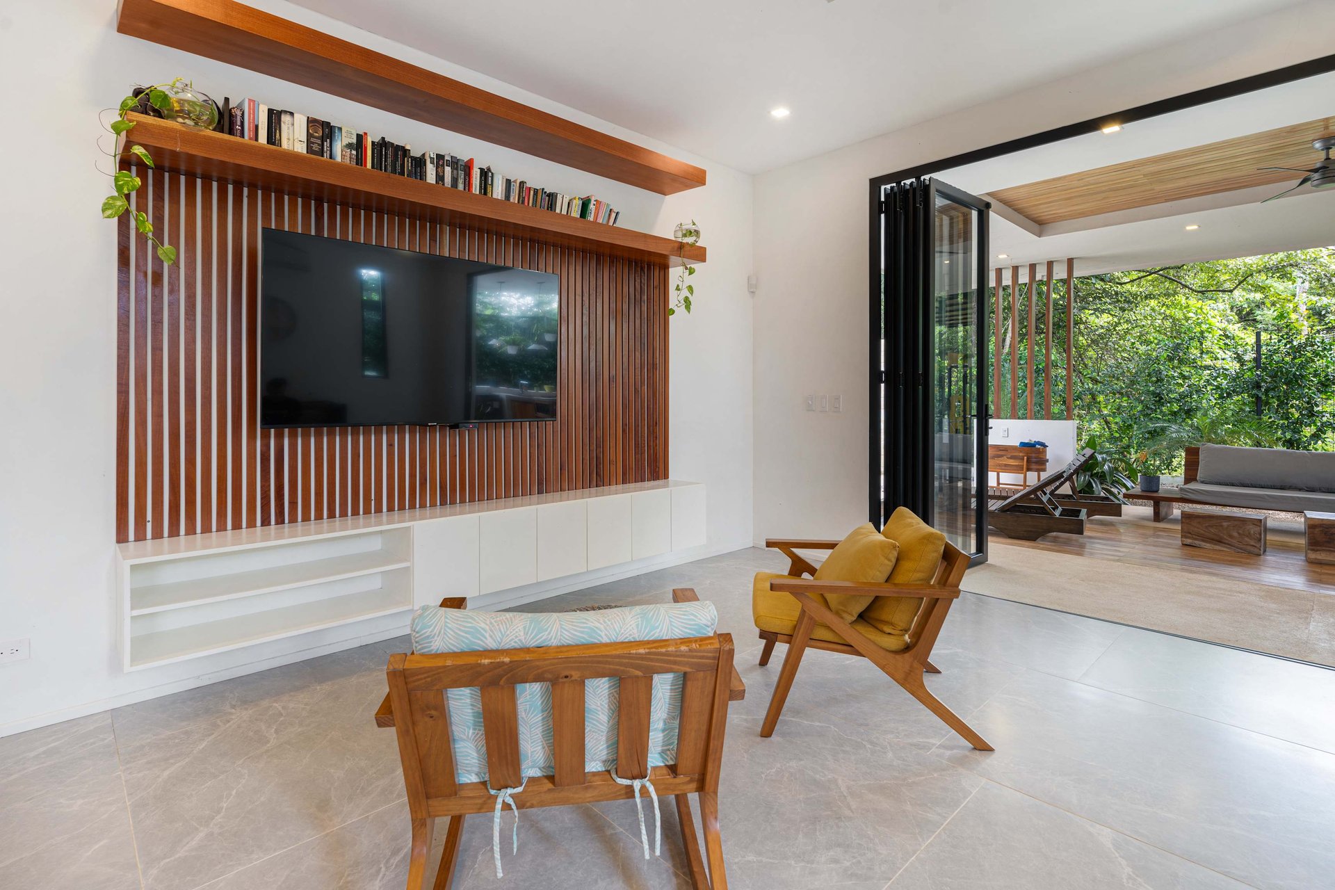 Welcome to Casa Kalyla | This well-designed home is just a 2-minute drive from the surf break at Playa Grande and is the house you have been looking for!