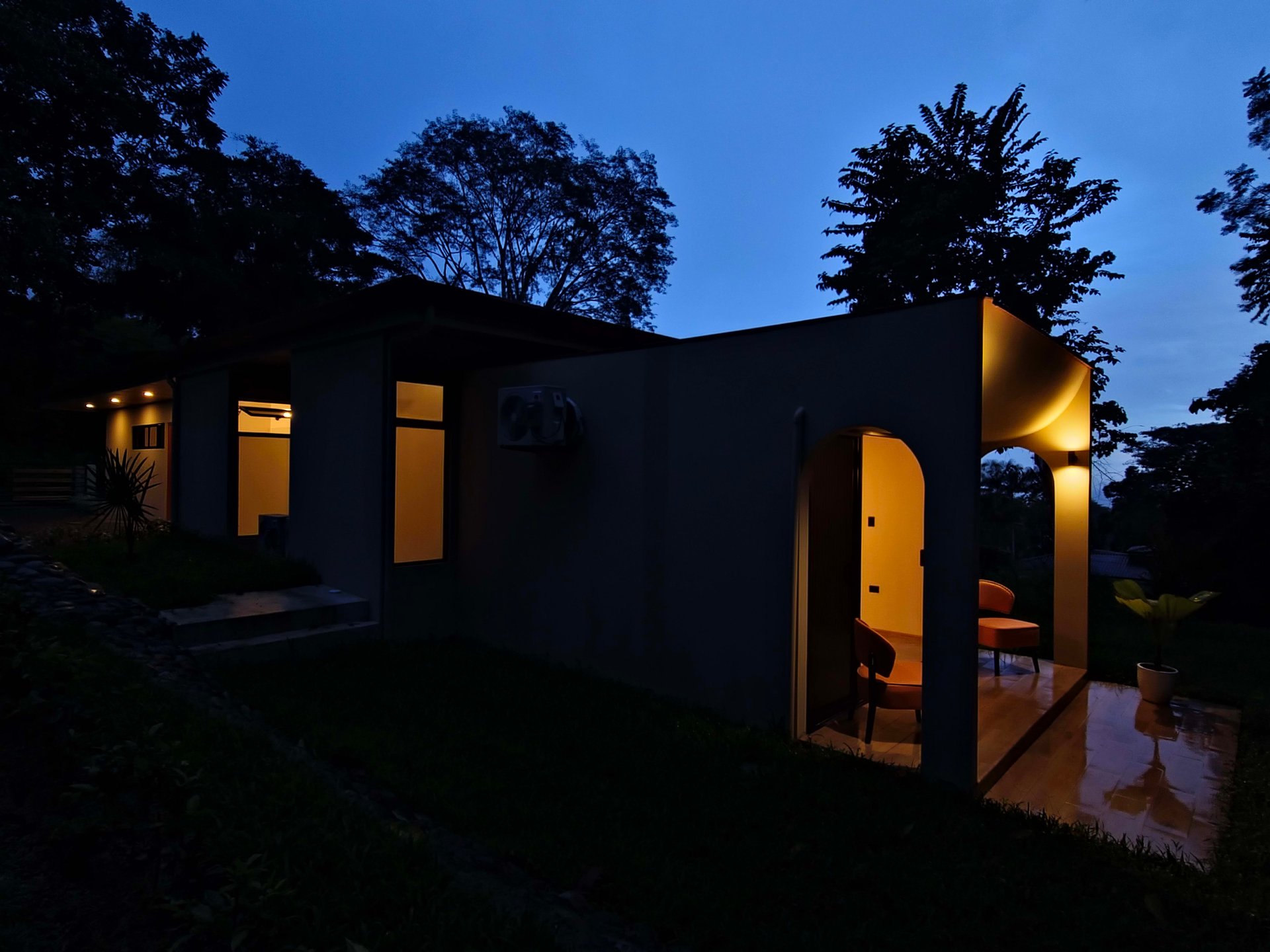 Jungle, Ocean, and exclusive elements to live in the tropics at Casa Elementum