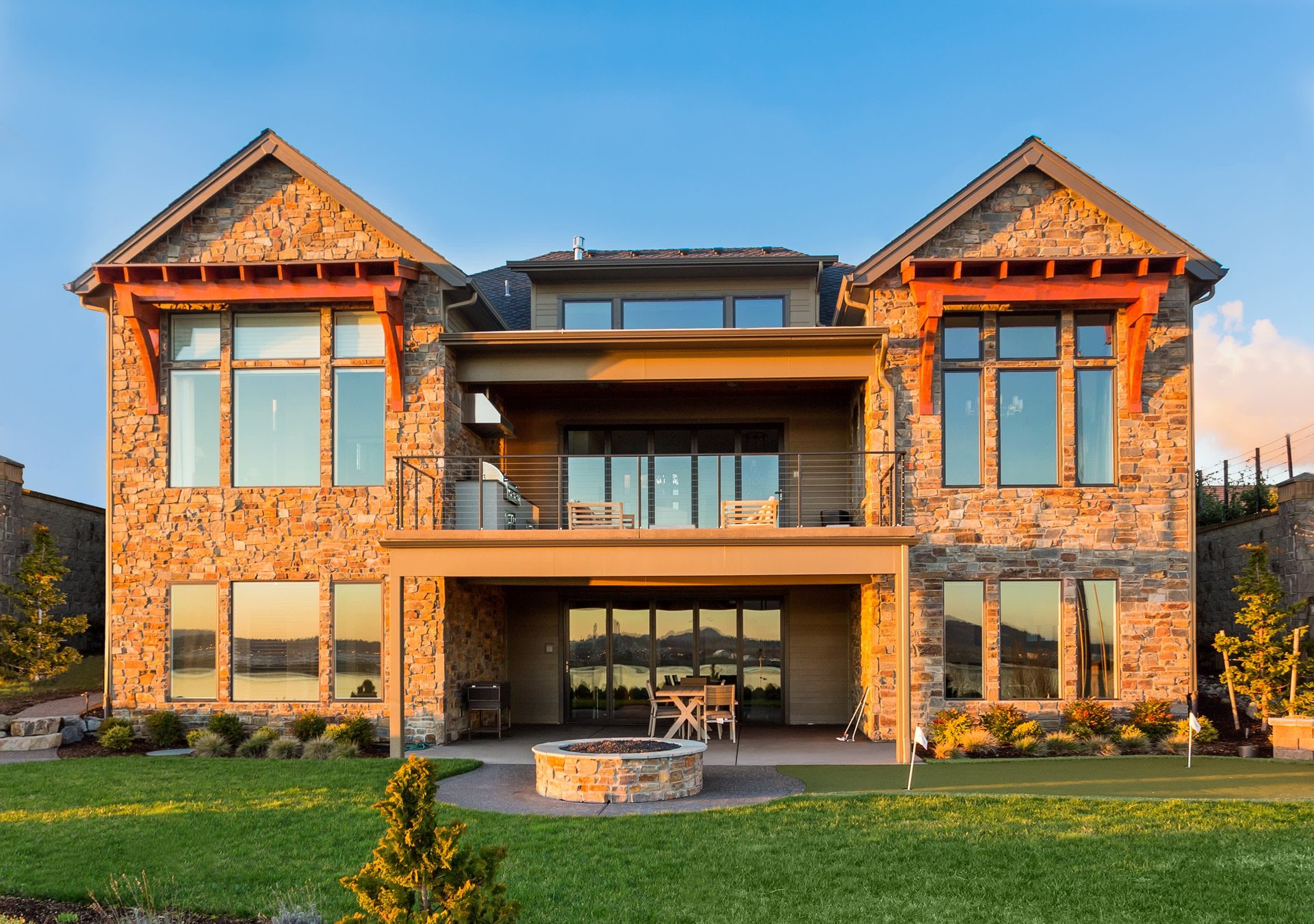 Colonial Mountain Retreat
