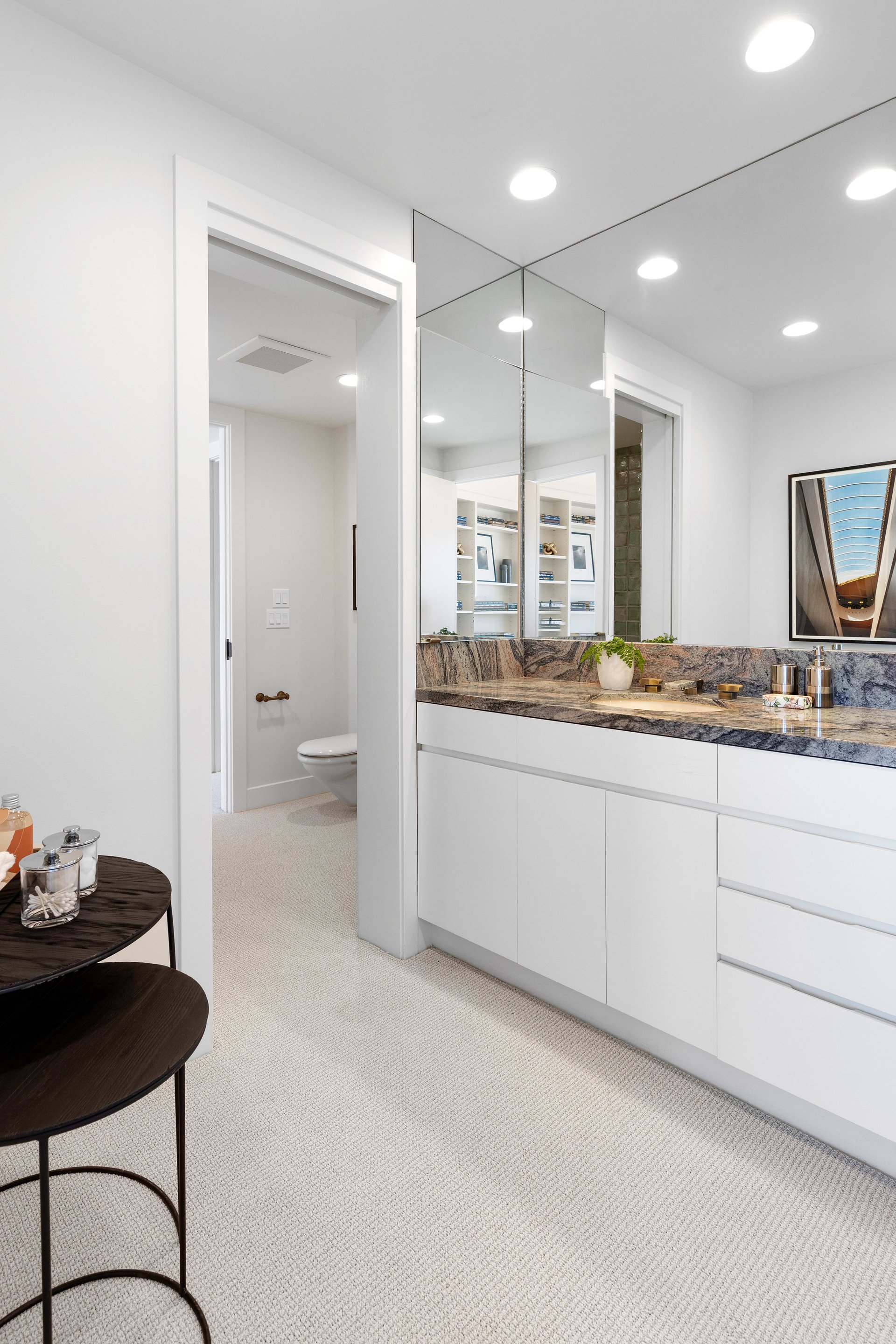 Showcase North Bay View Apartment