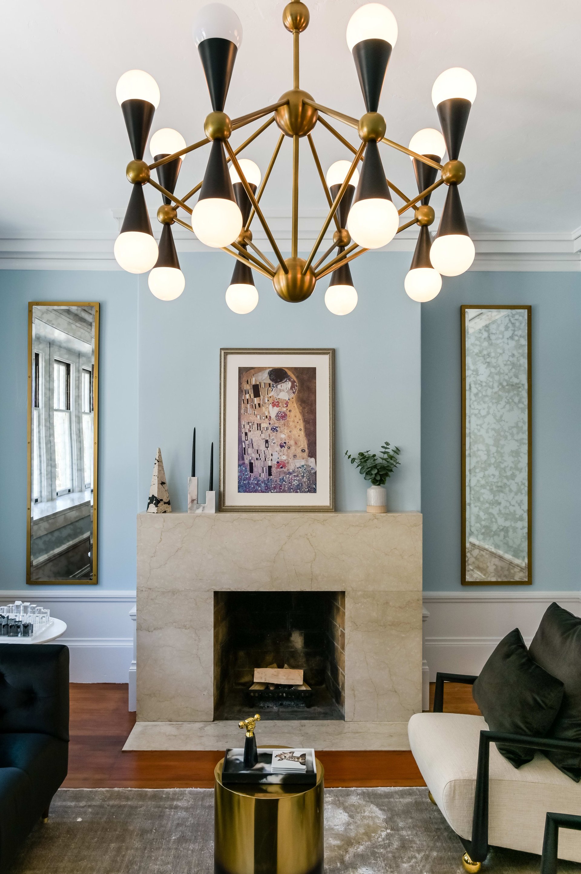 Renovated 5BD Nob Hill Home