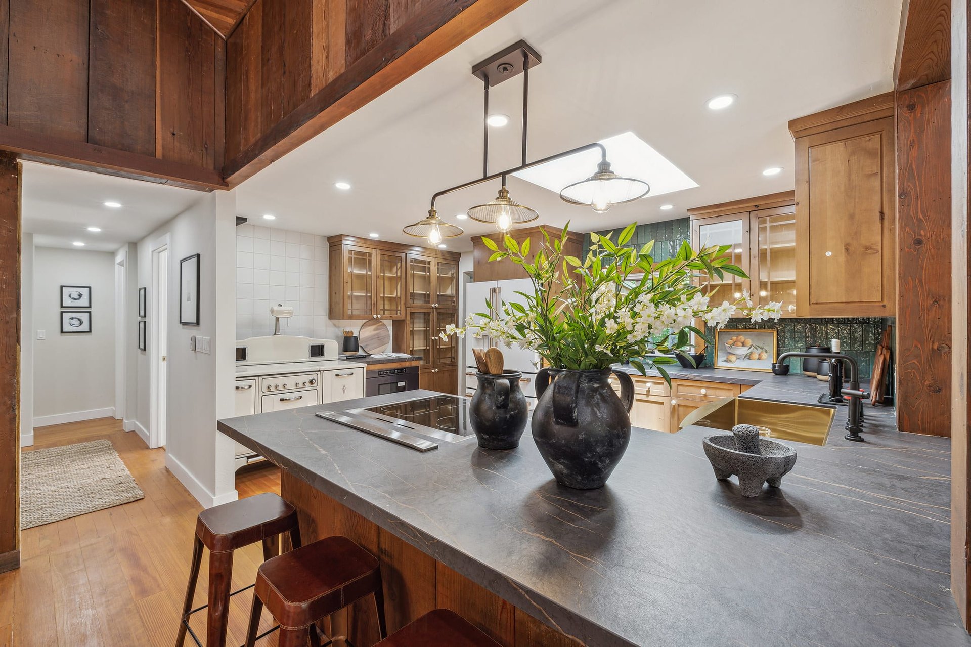 221 Redwood Drive