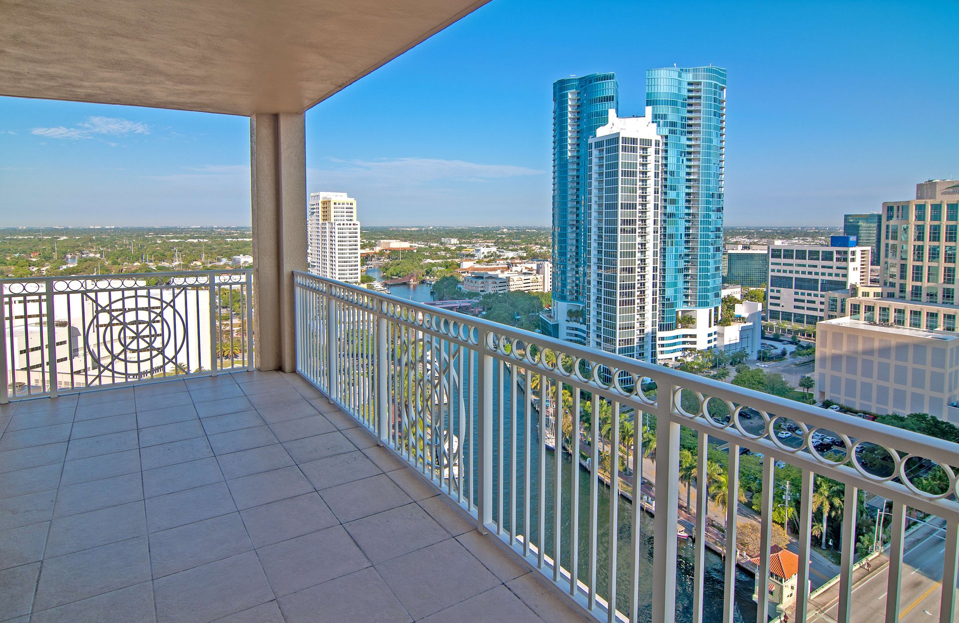 511 SE 5th Ave Unit: 2217