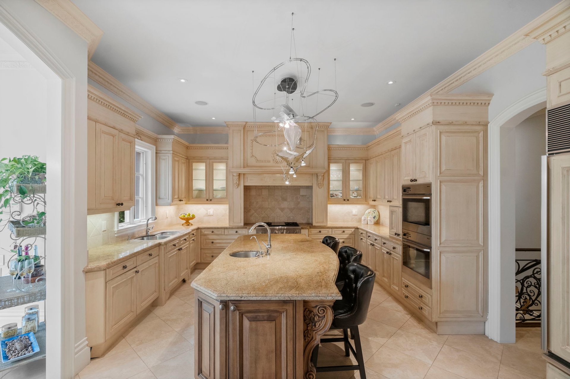 SOLD: Breathtaking Ravine Property!
