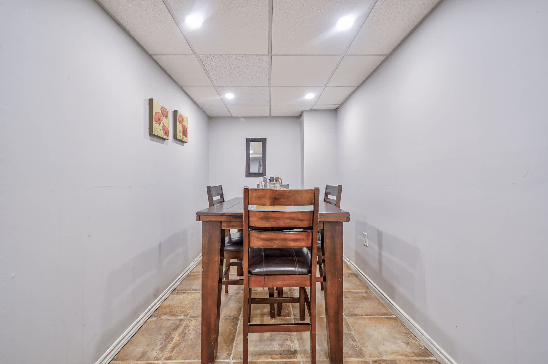128 Whittington Pl