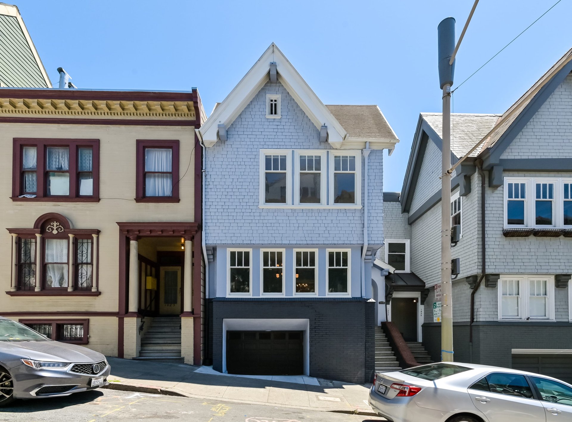 Renovated 5BD Nob Hill Home