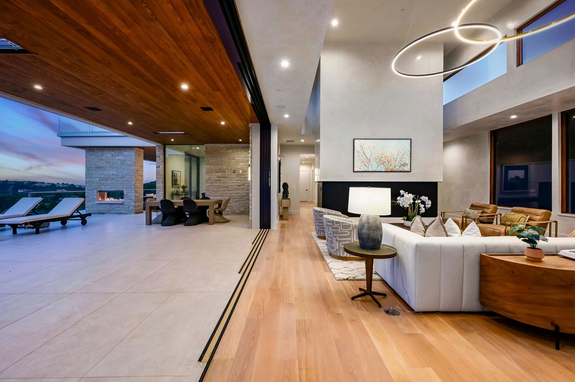 2 Valbella Drive