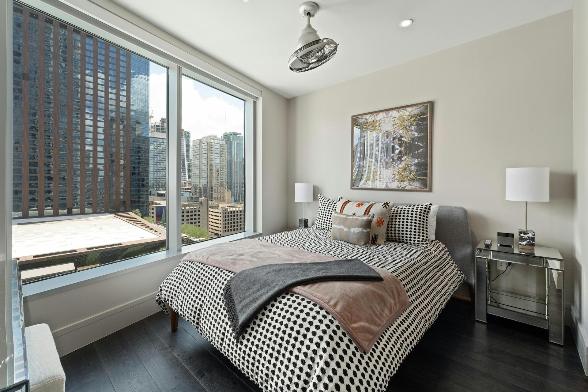200 Congress Ave #15D 