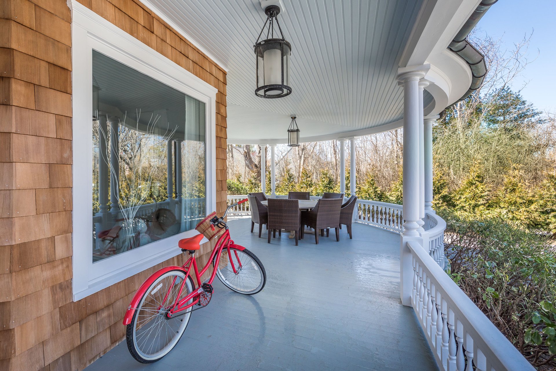 2623 Montauk Hwy