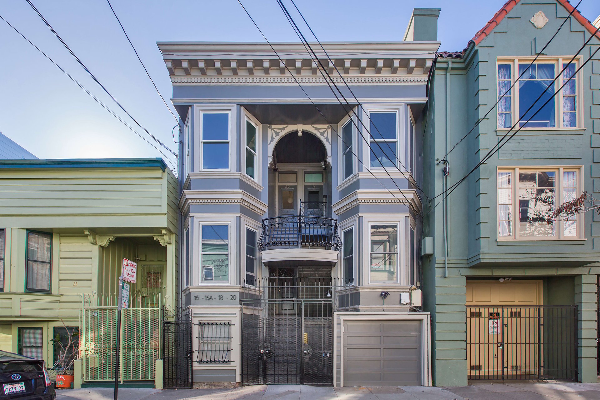 Fantastic 4-Unit Income Opportunity 