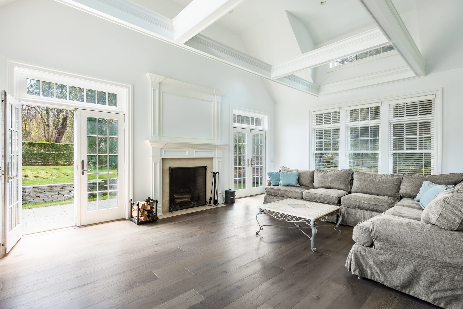 160 Ferry Rd