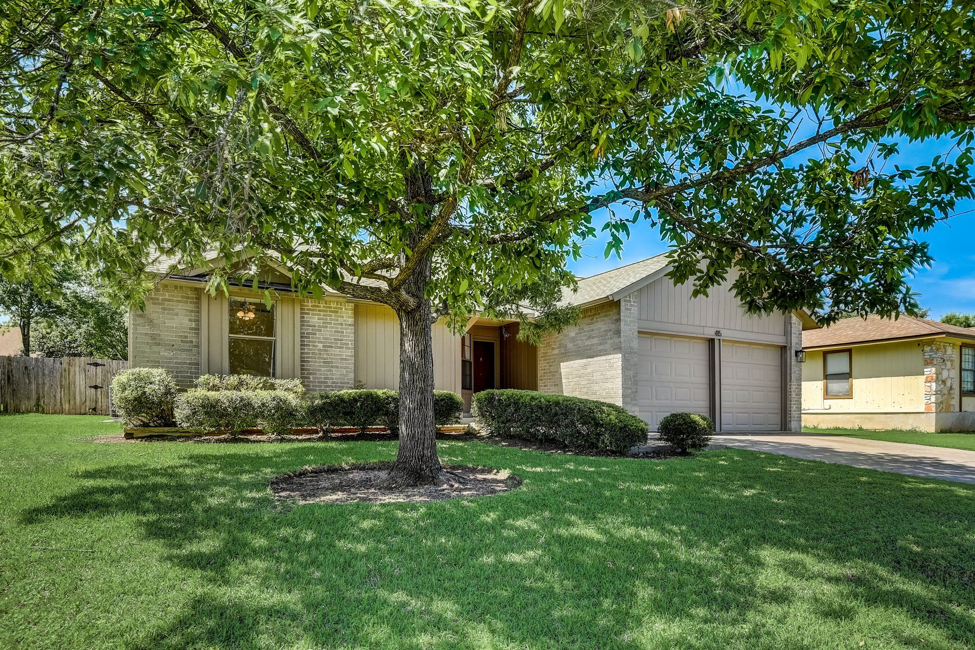 Transform this 1-Story Brushy Creek Home w/ a New Roof into Your Dream Oasis!