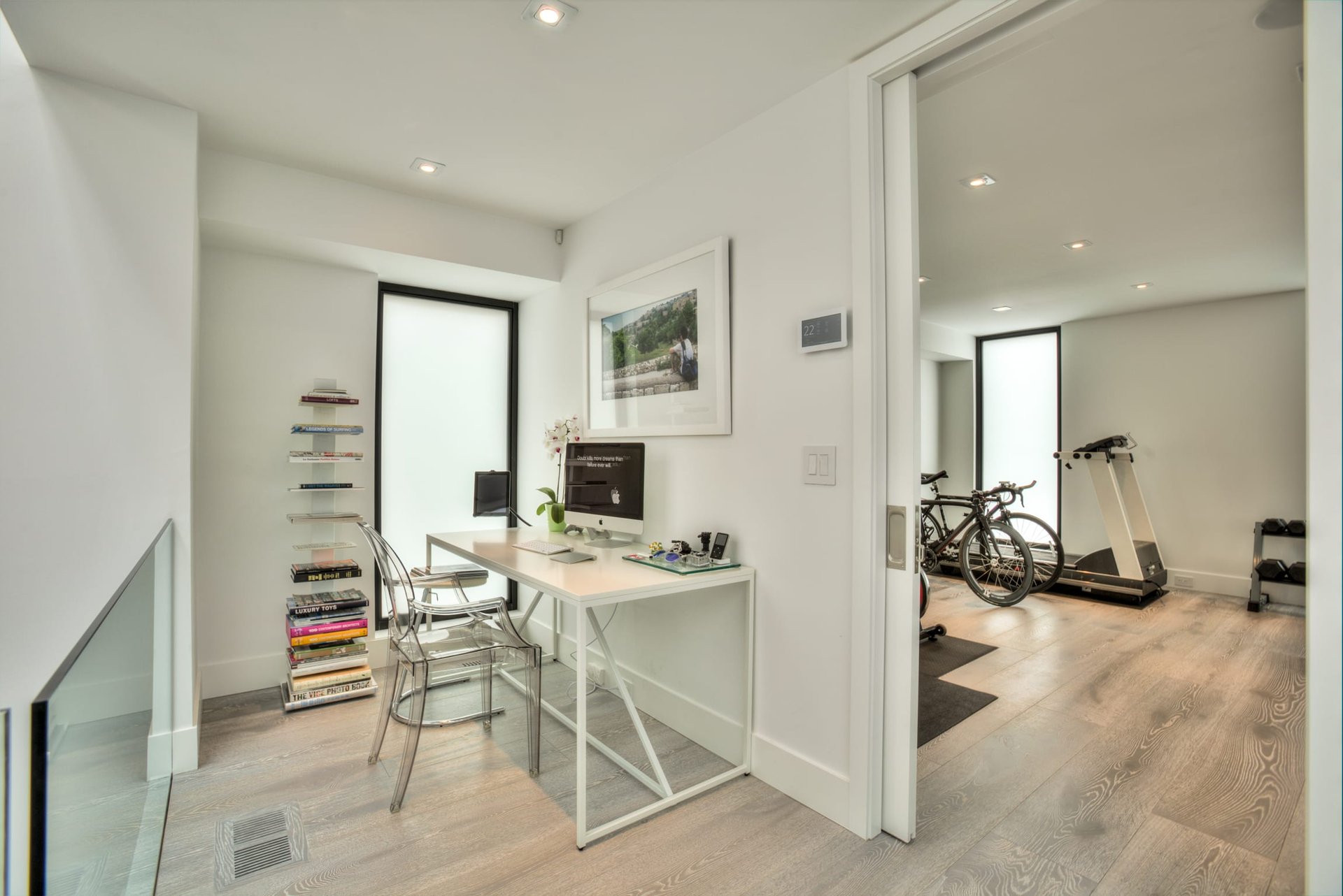 Yorkville Minimalist 