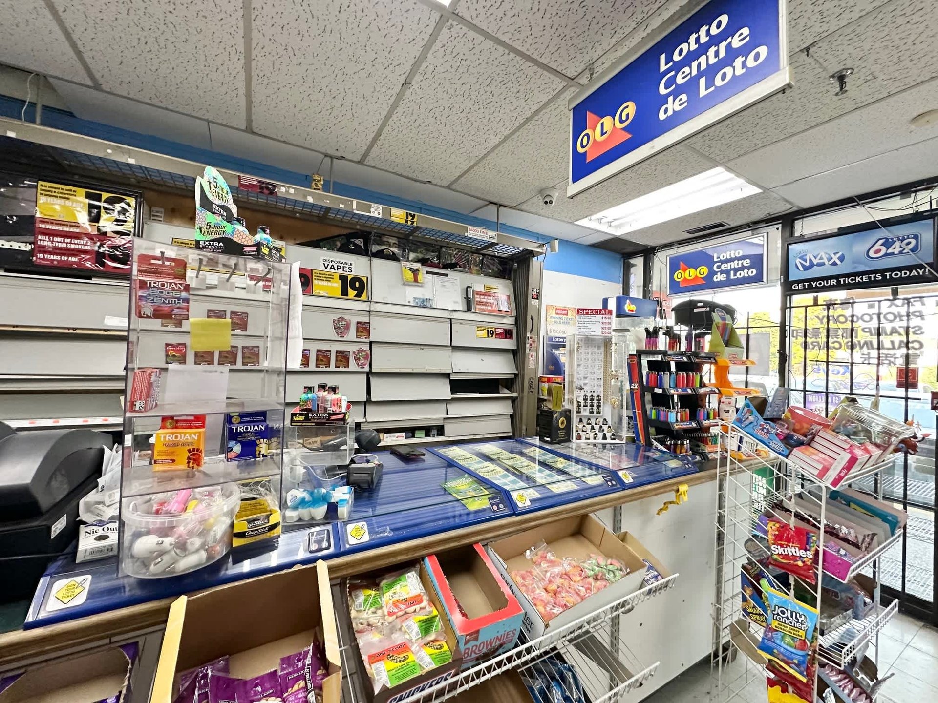 2594 Birchmount Rd