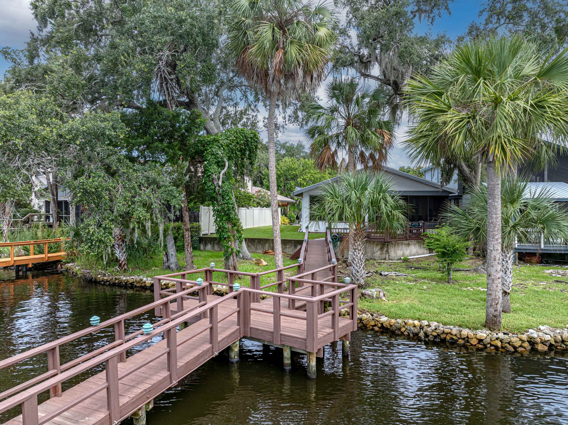 5270 S RIVERVIEW CIR