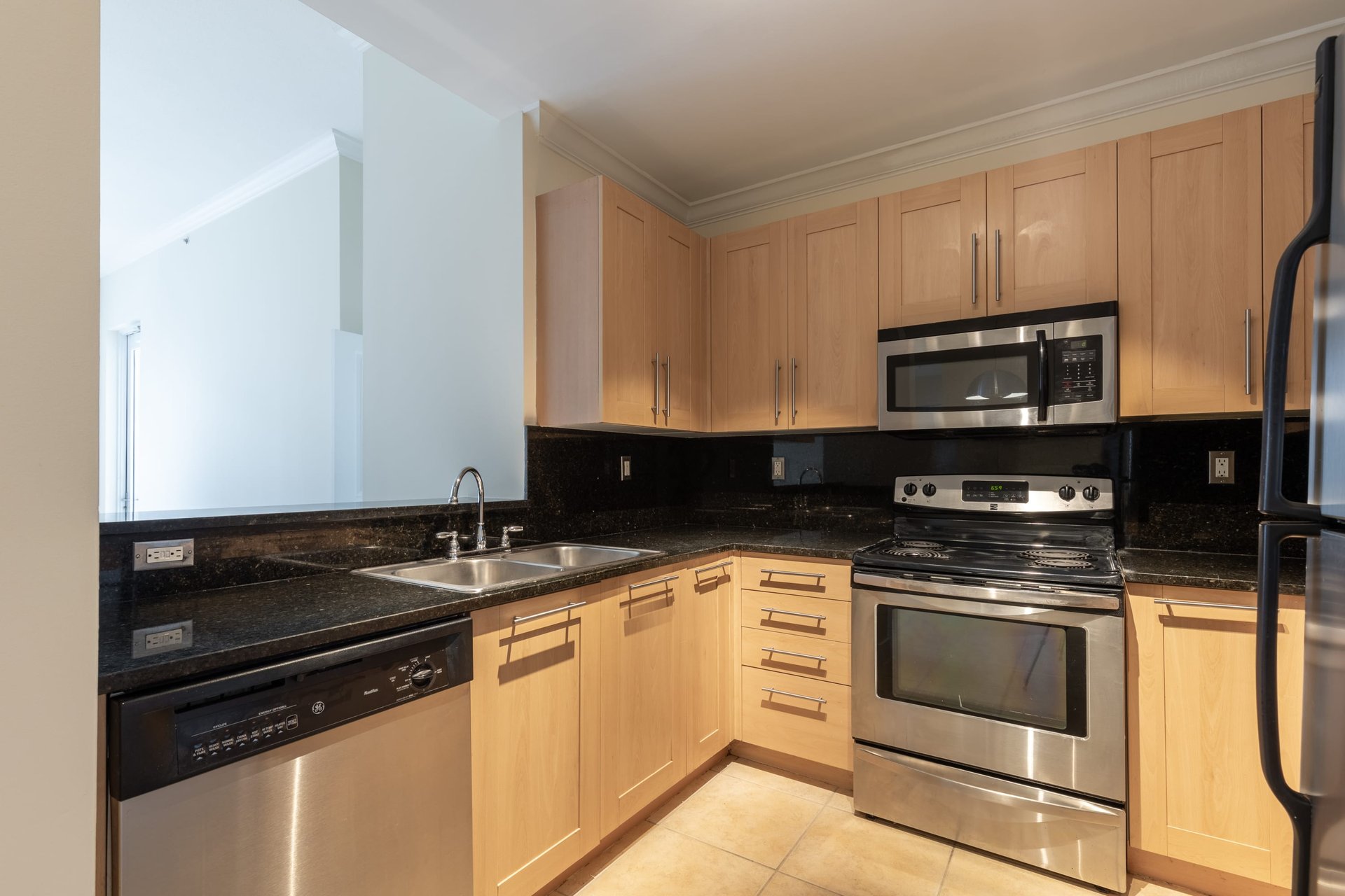 511 SE 5th Ave Unit: 1903