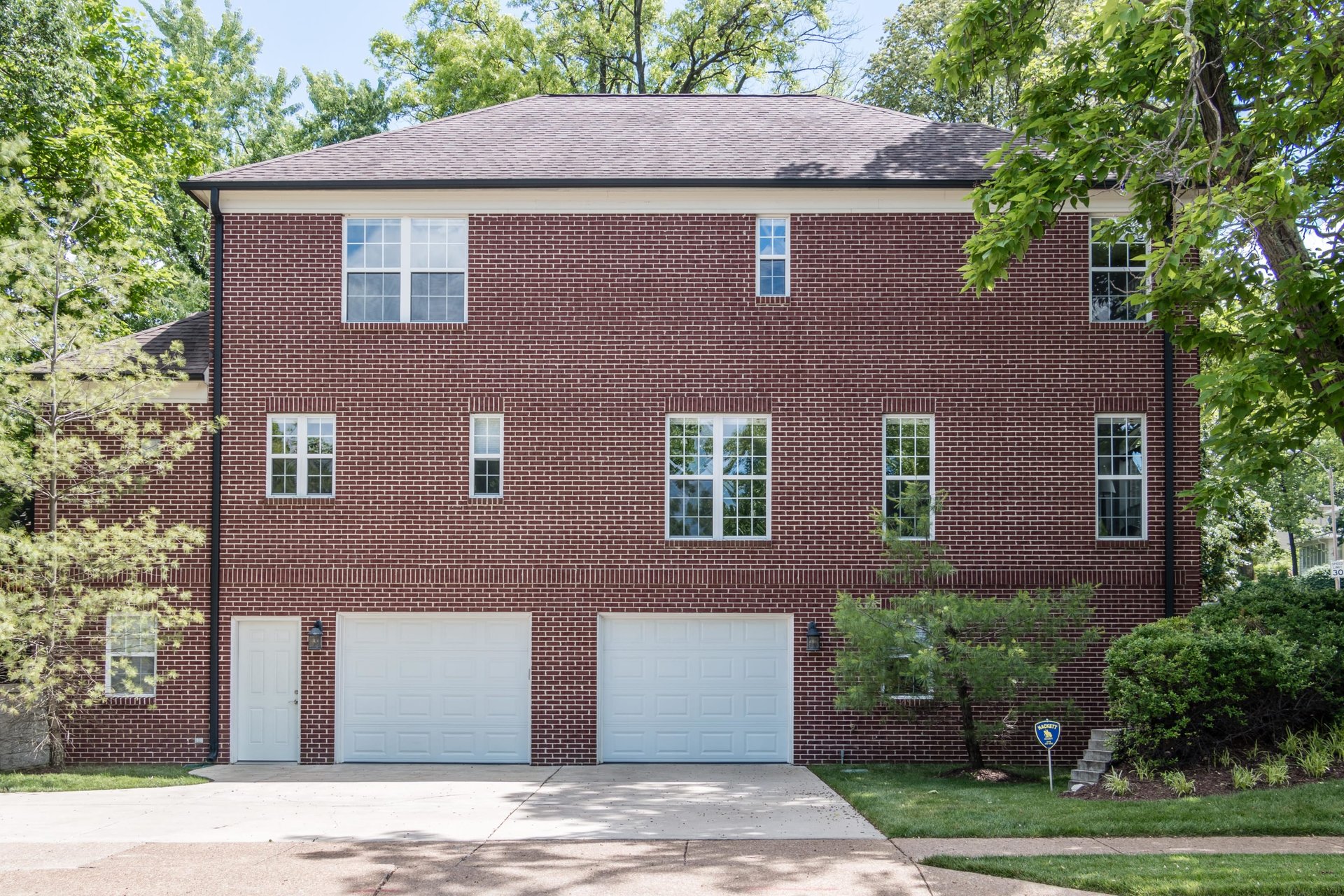 Fabulous Condo Alternative Just Steps From Heart of Clayton