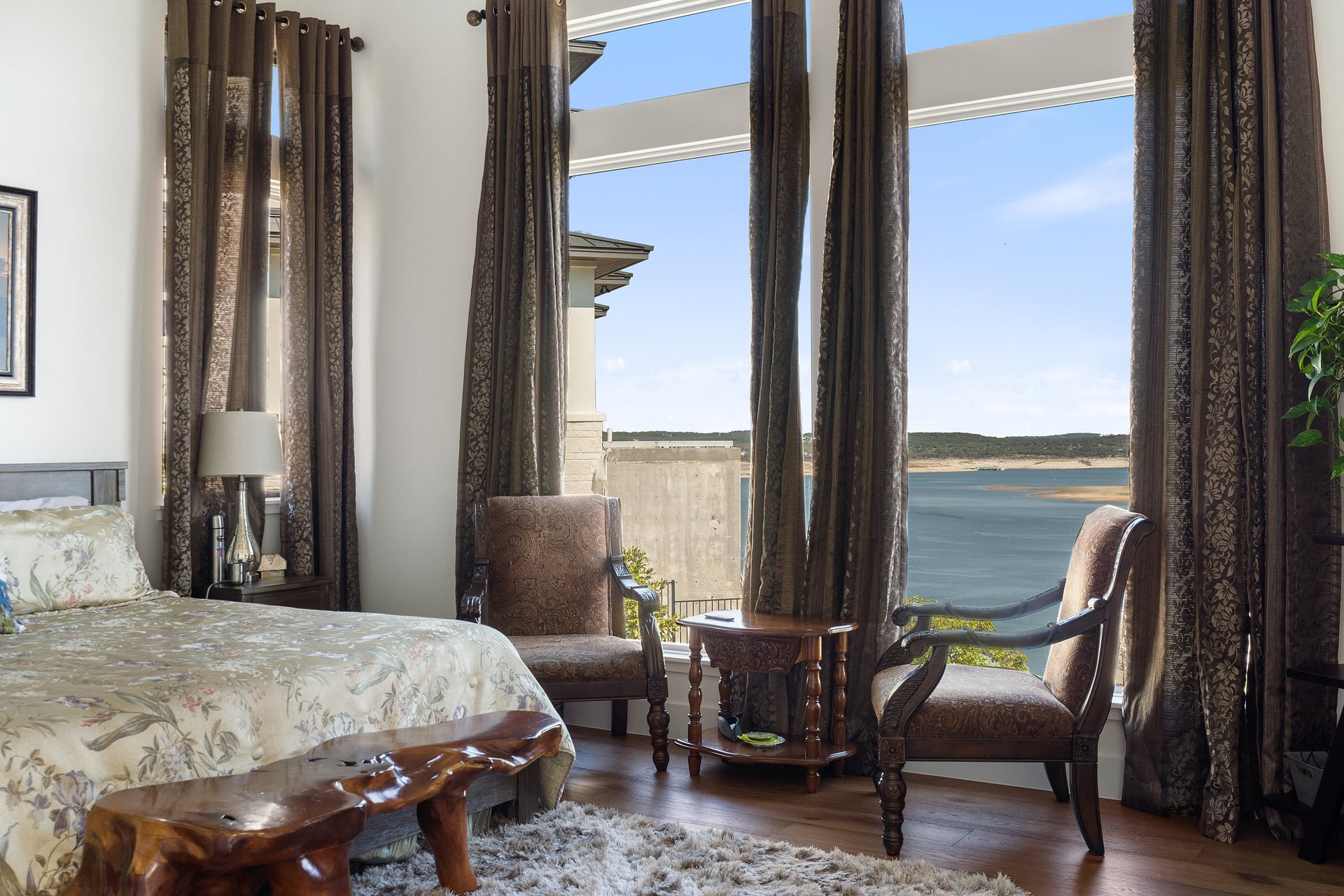 The Peninsula at Rough Hollow