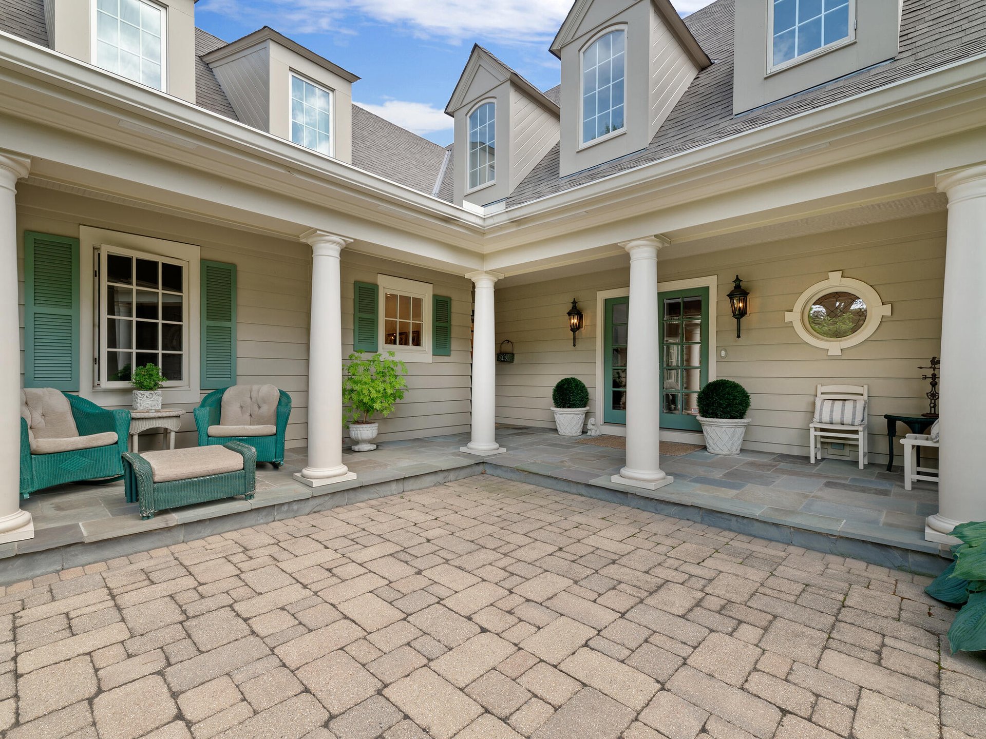 554 Pamela Cir