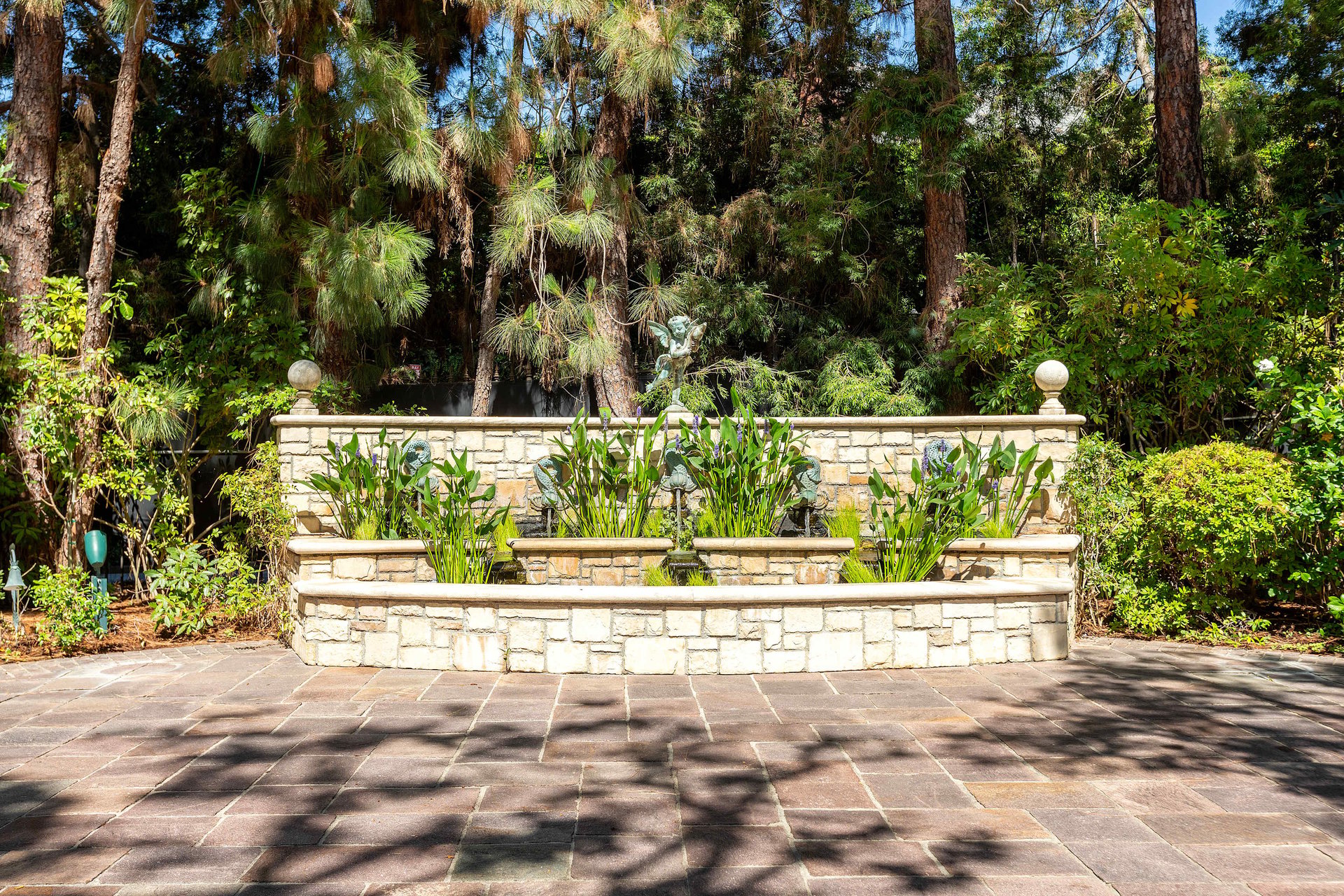 362 Copa De Oro, Bel Air