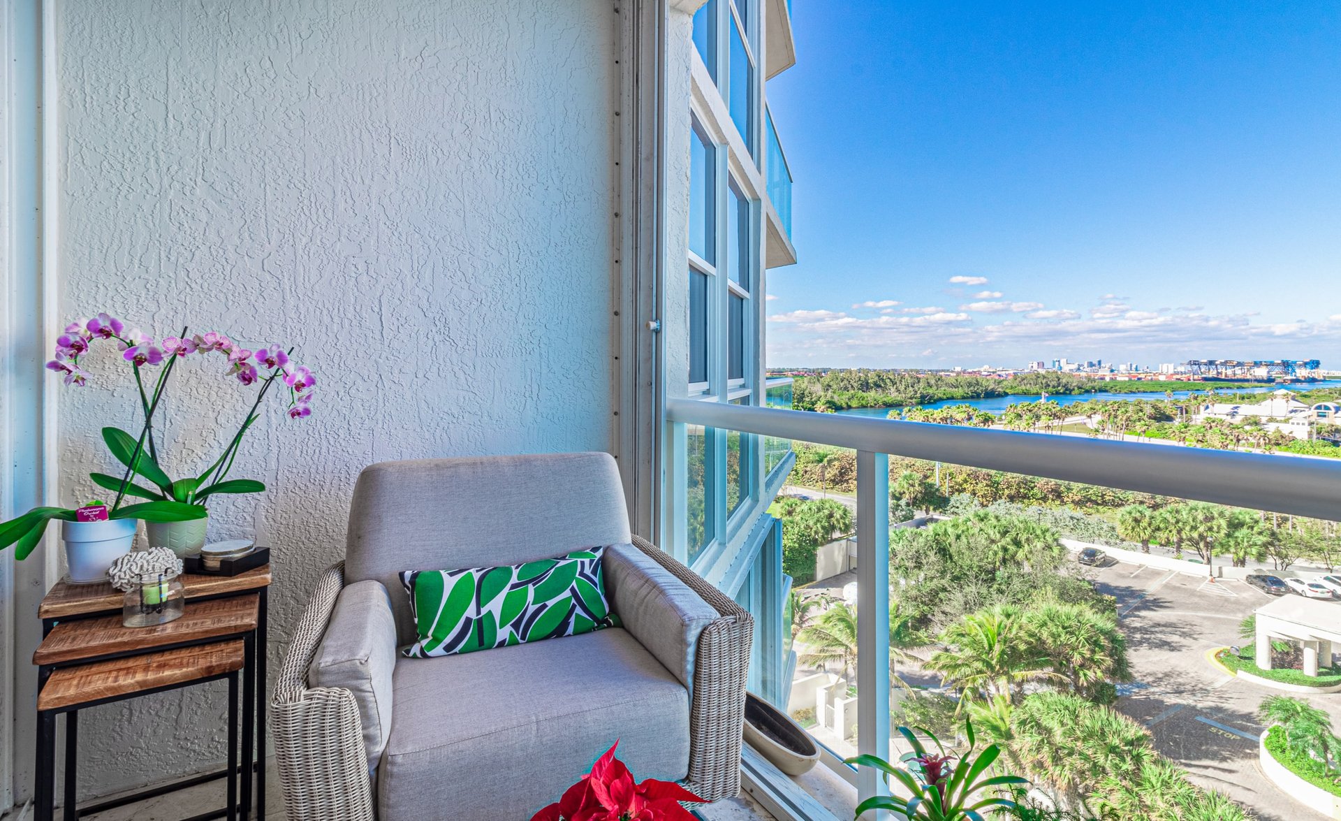 6001 N Ocean Dr Unit: 901