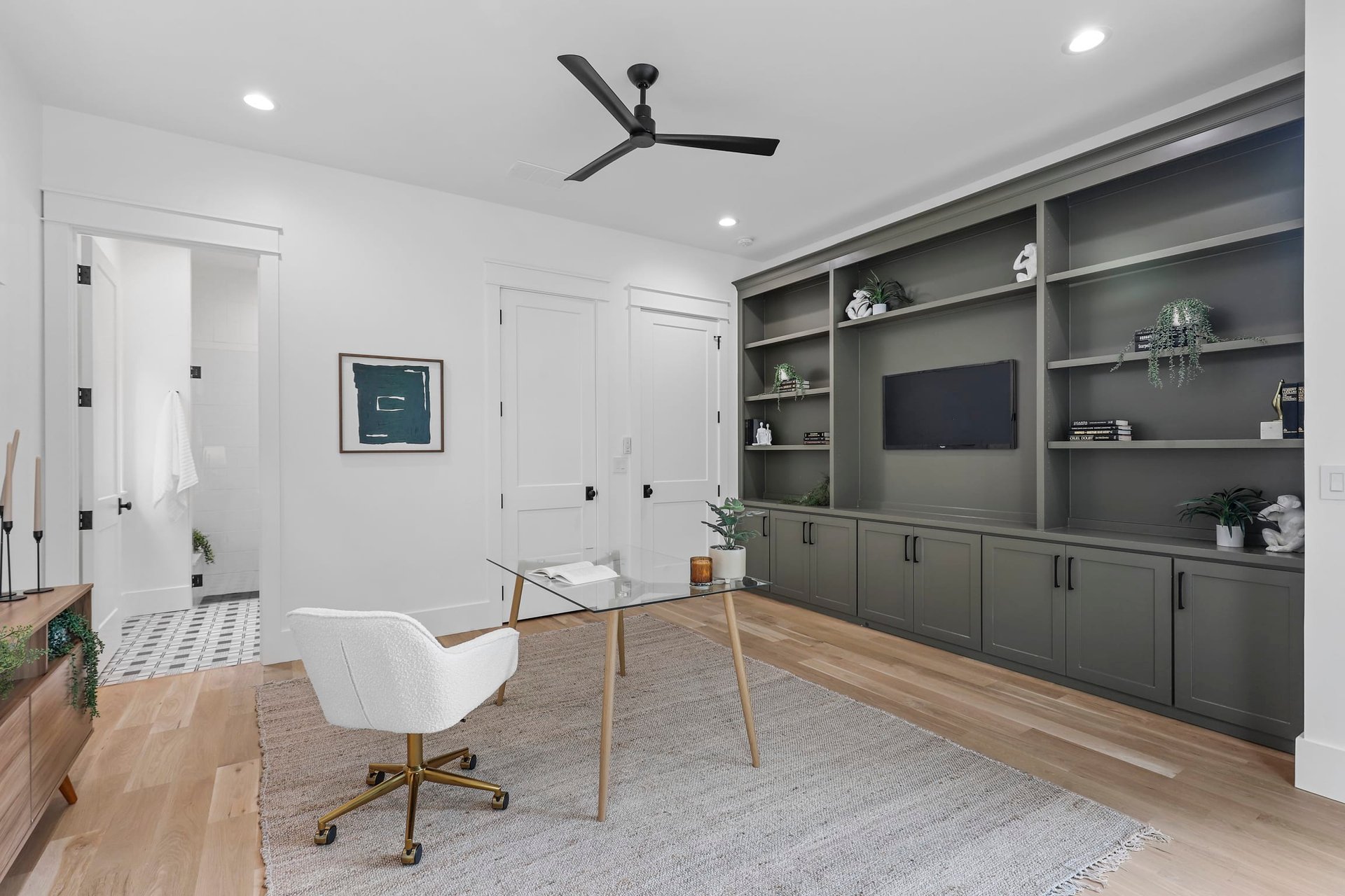 109 Crestwood