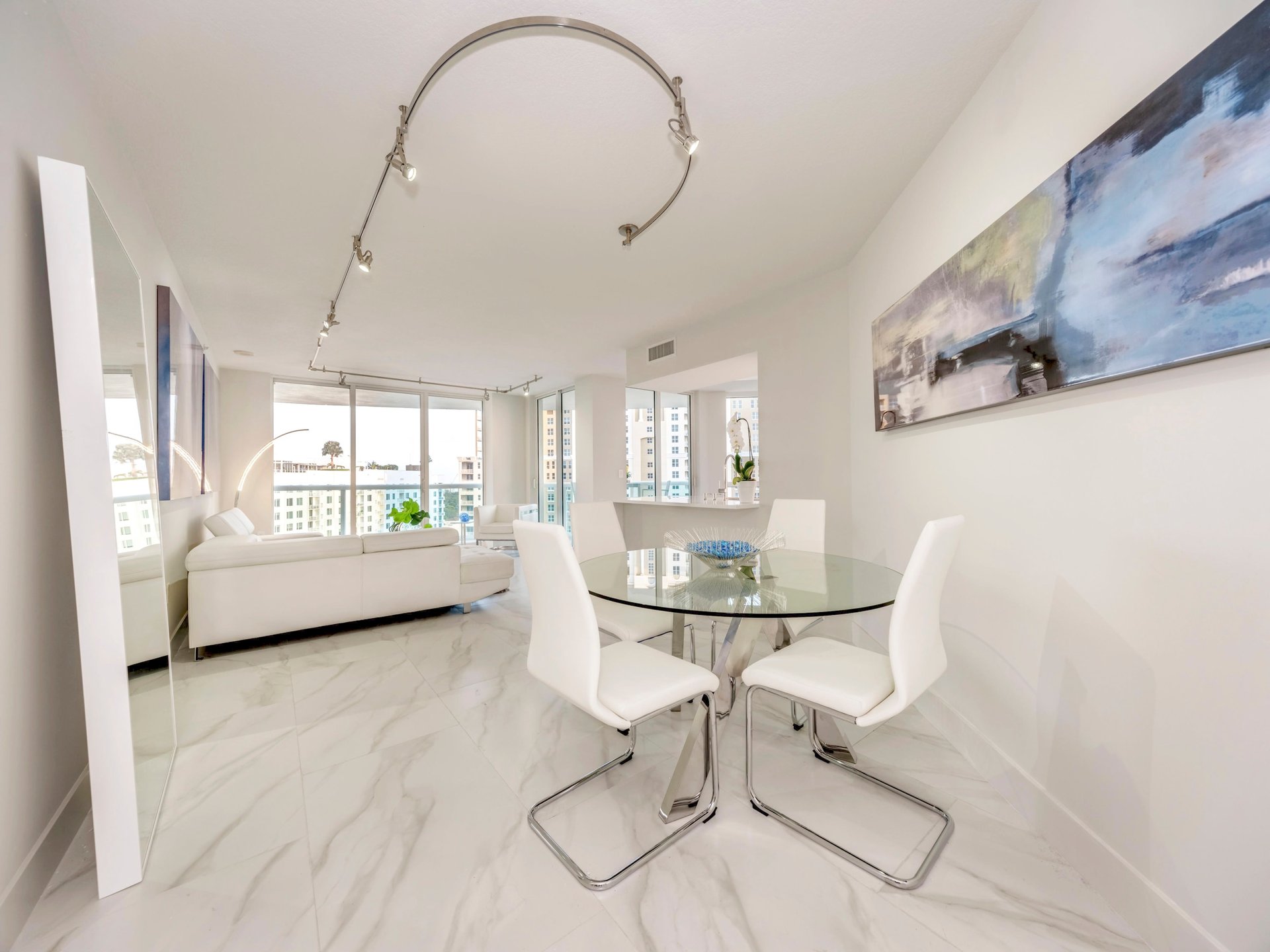 347 N New River Dr Unit: 1904