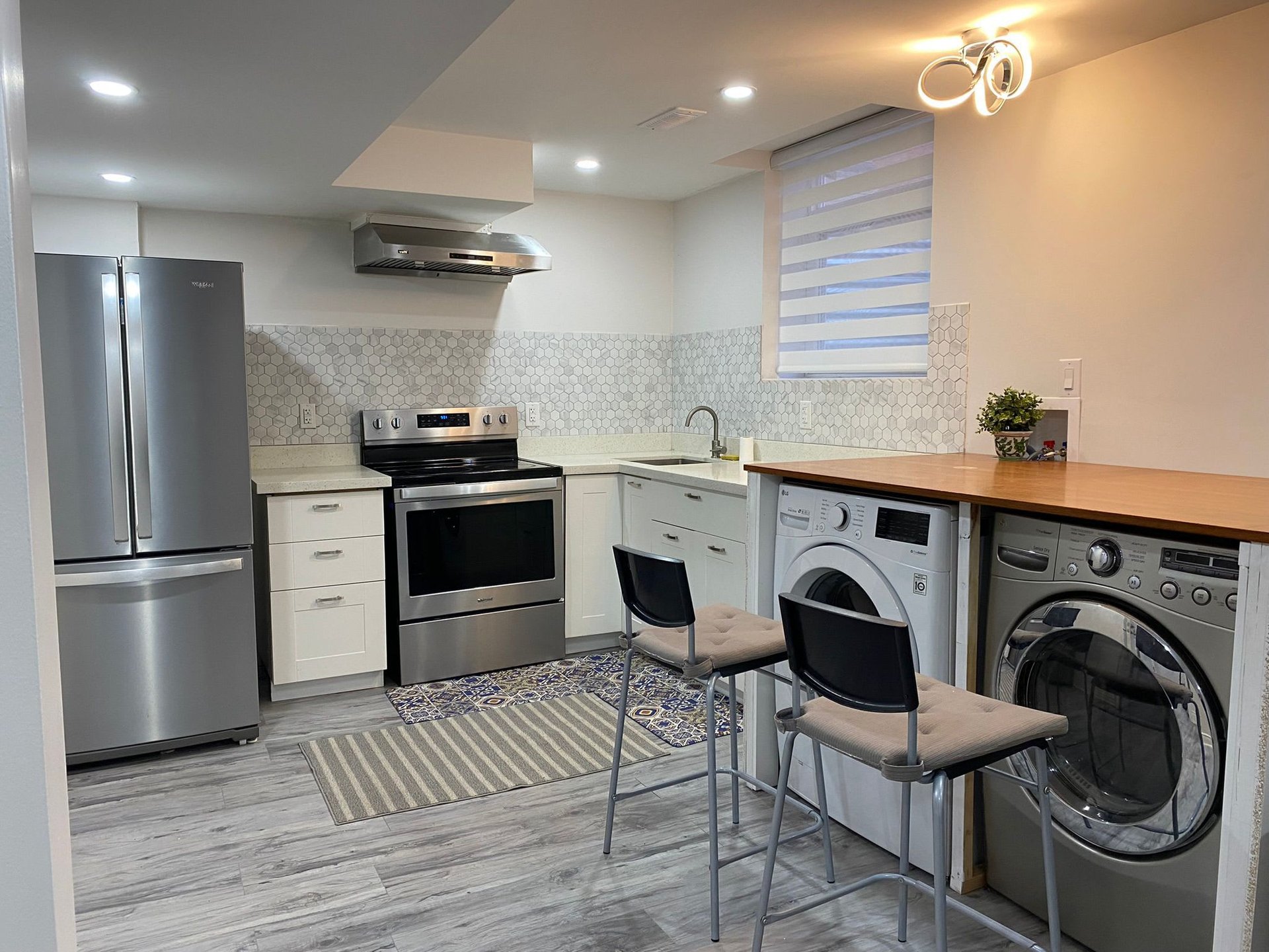 851 Clemens Cres Unit: BSMT