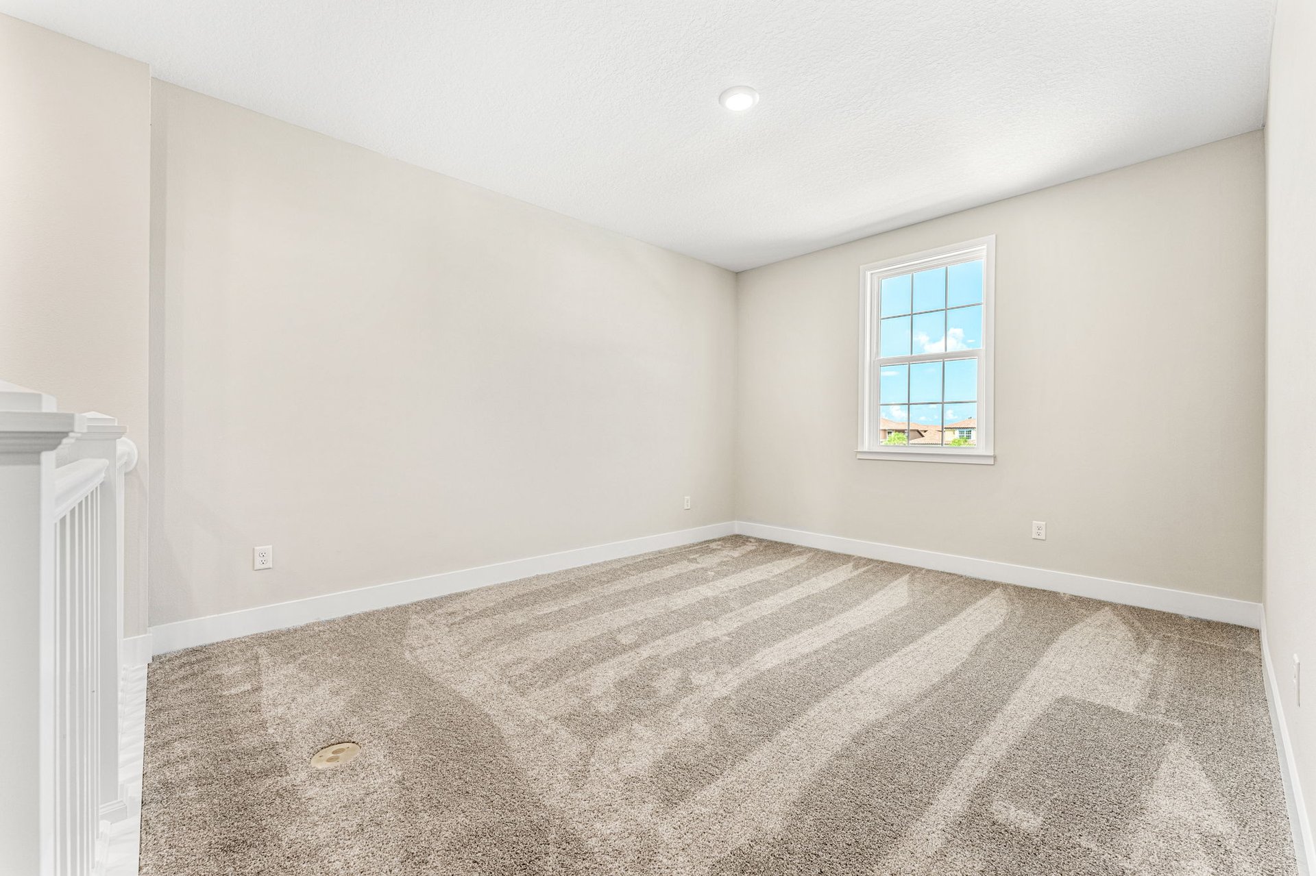 707 Clearwater Dr