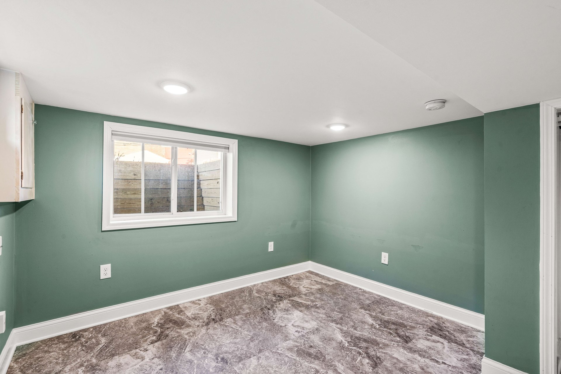 Renovated Bay View Colonial