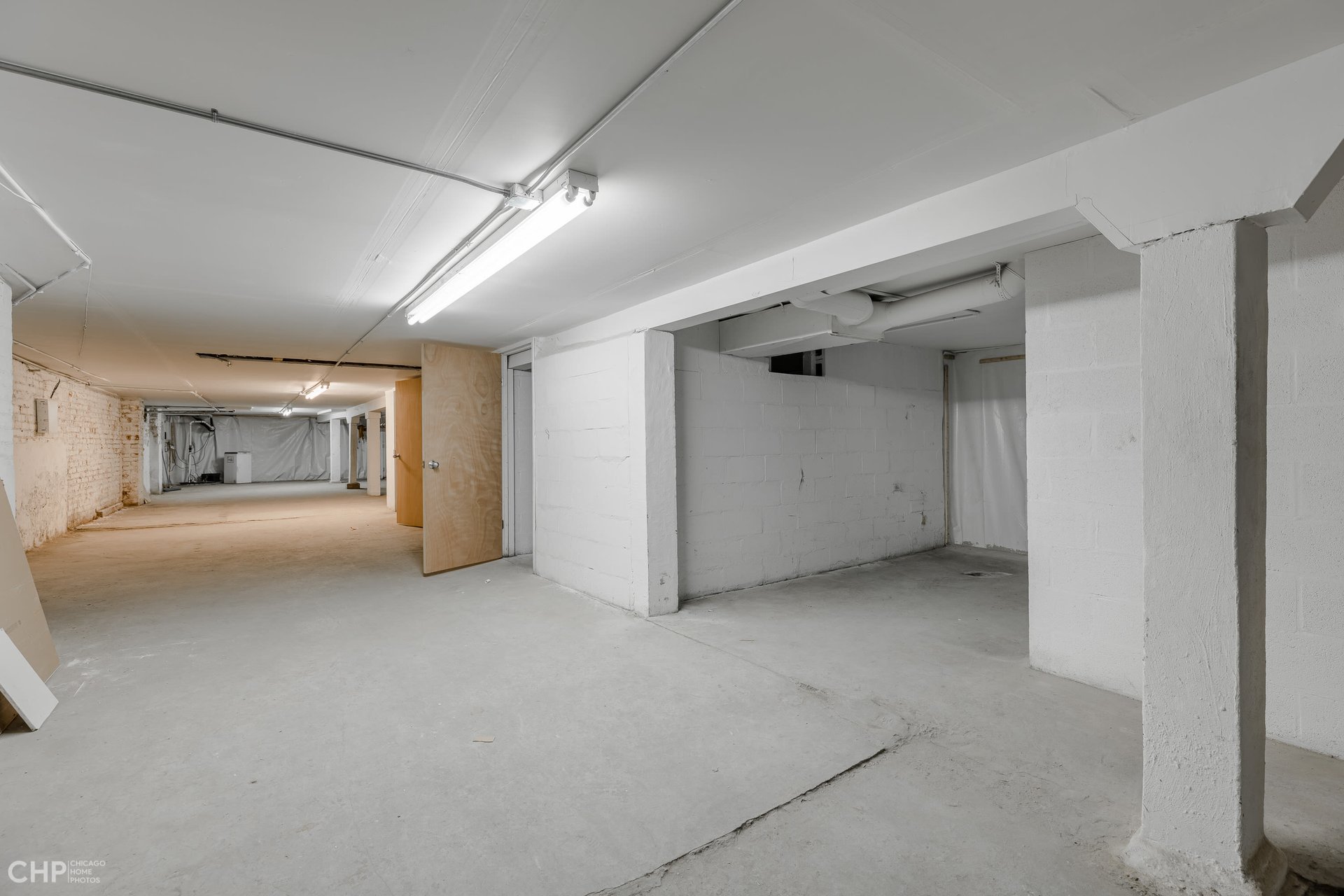 2354 S. Oakley #1N