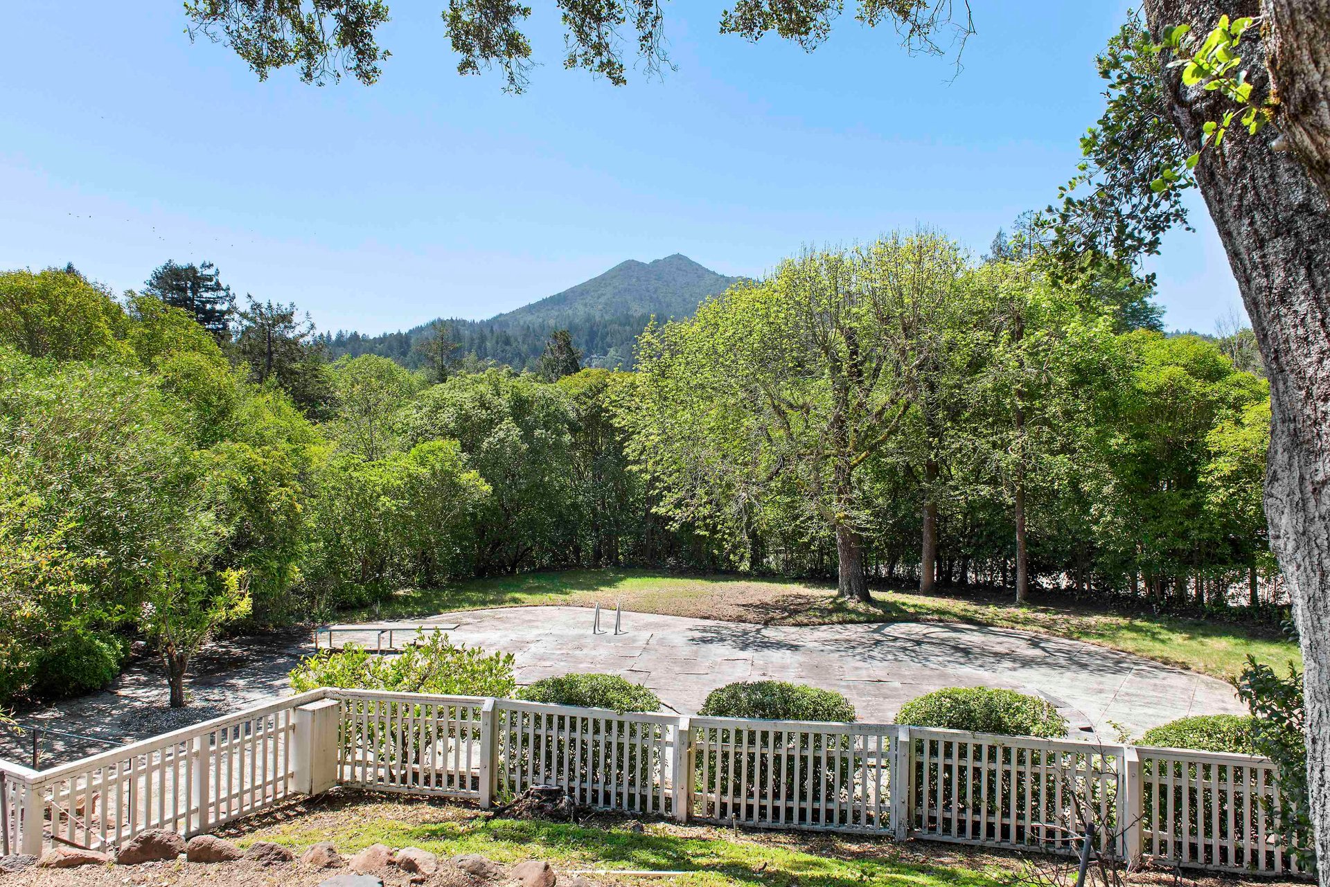 1 Orchard Way