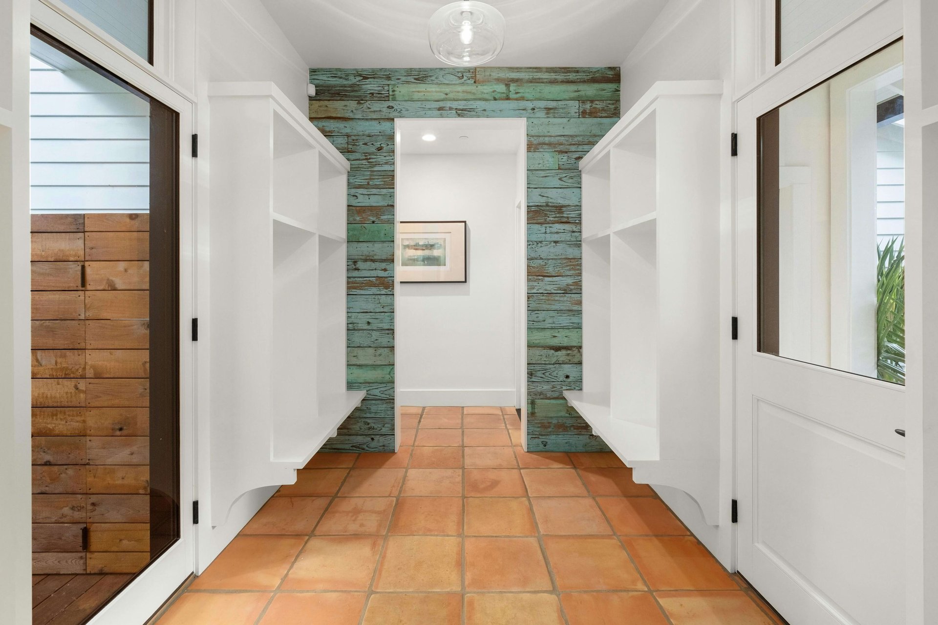 3120 Edgewater Drive