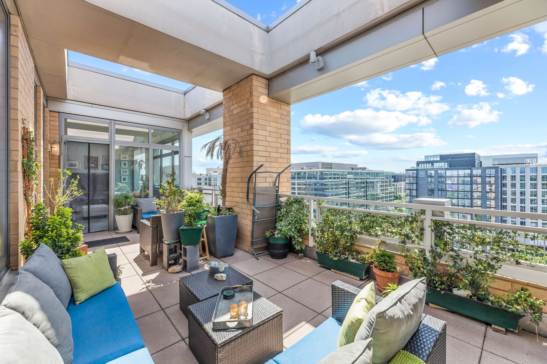 475 K St NW  1213