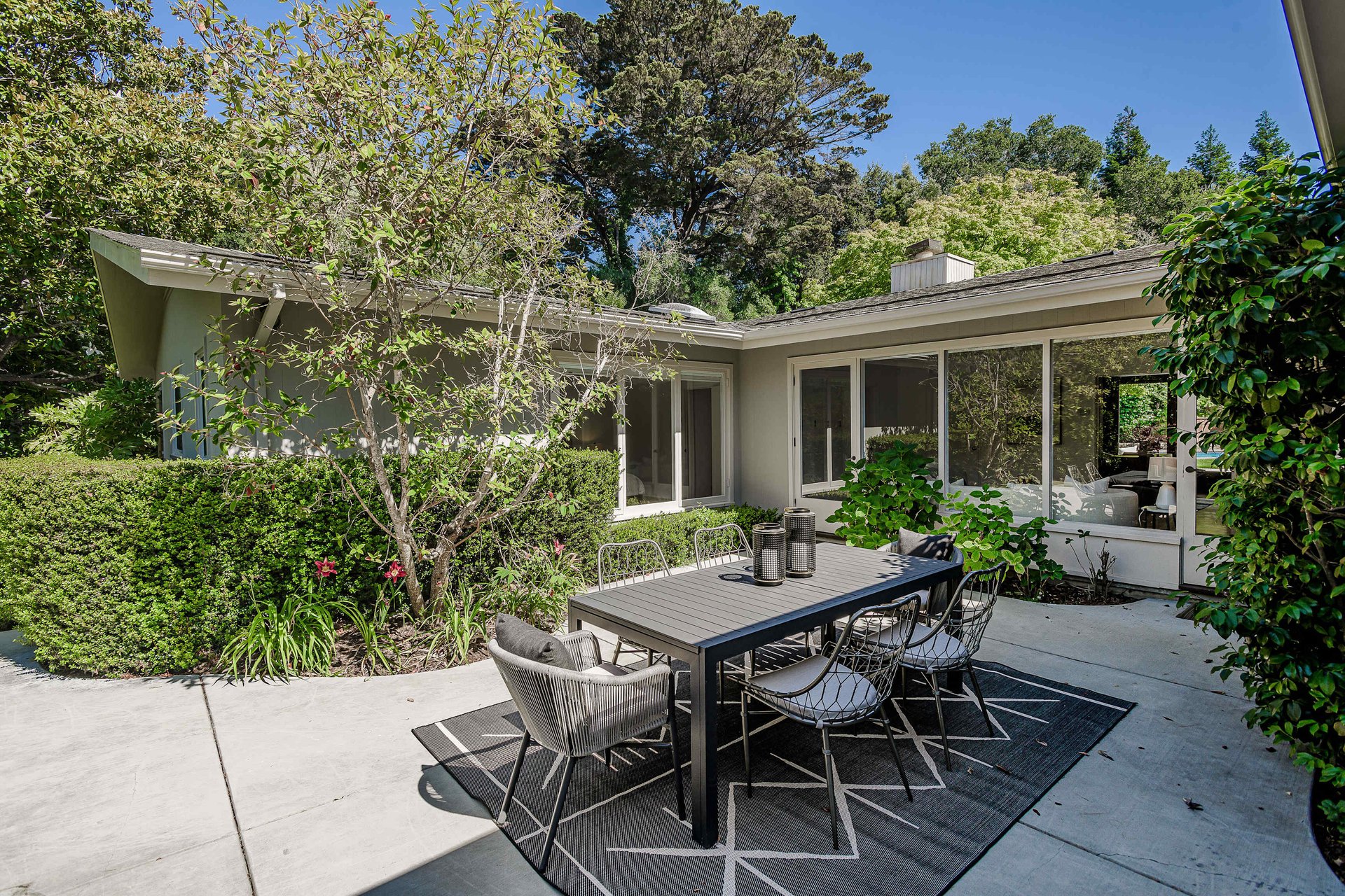 745 Bromfield Road