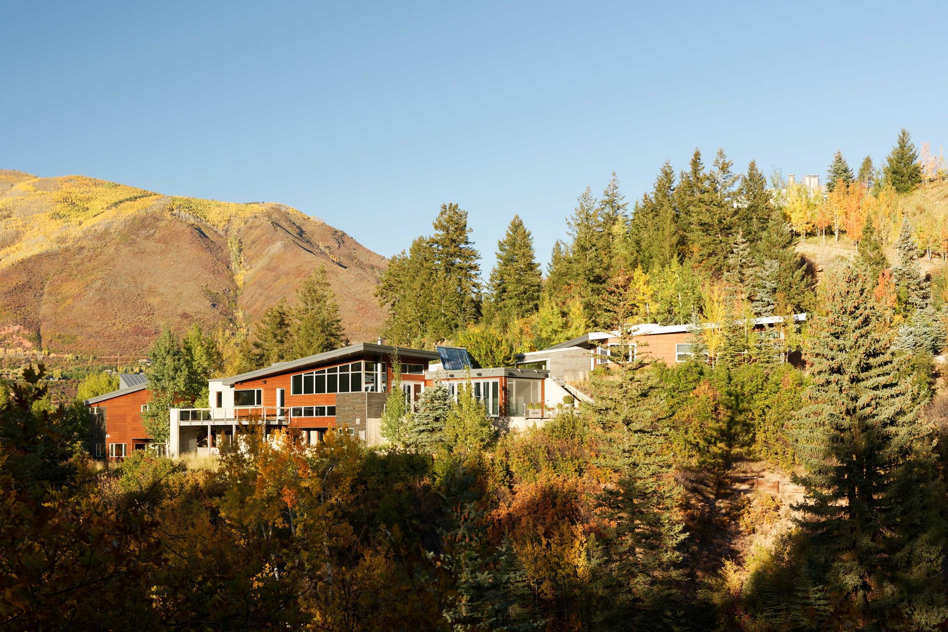 Beautiful 8 Bedroom Home in Aspen 
