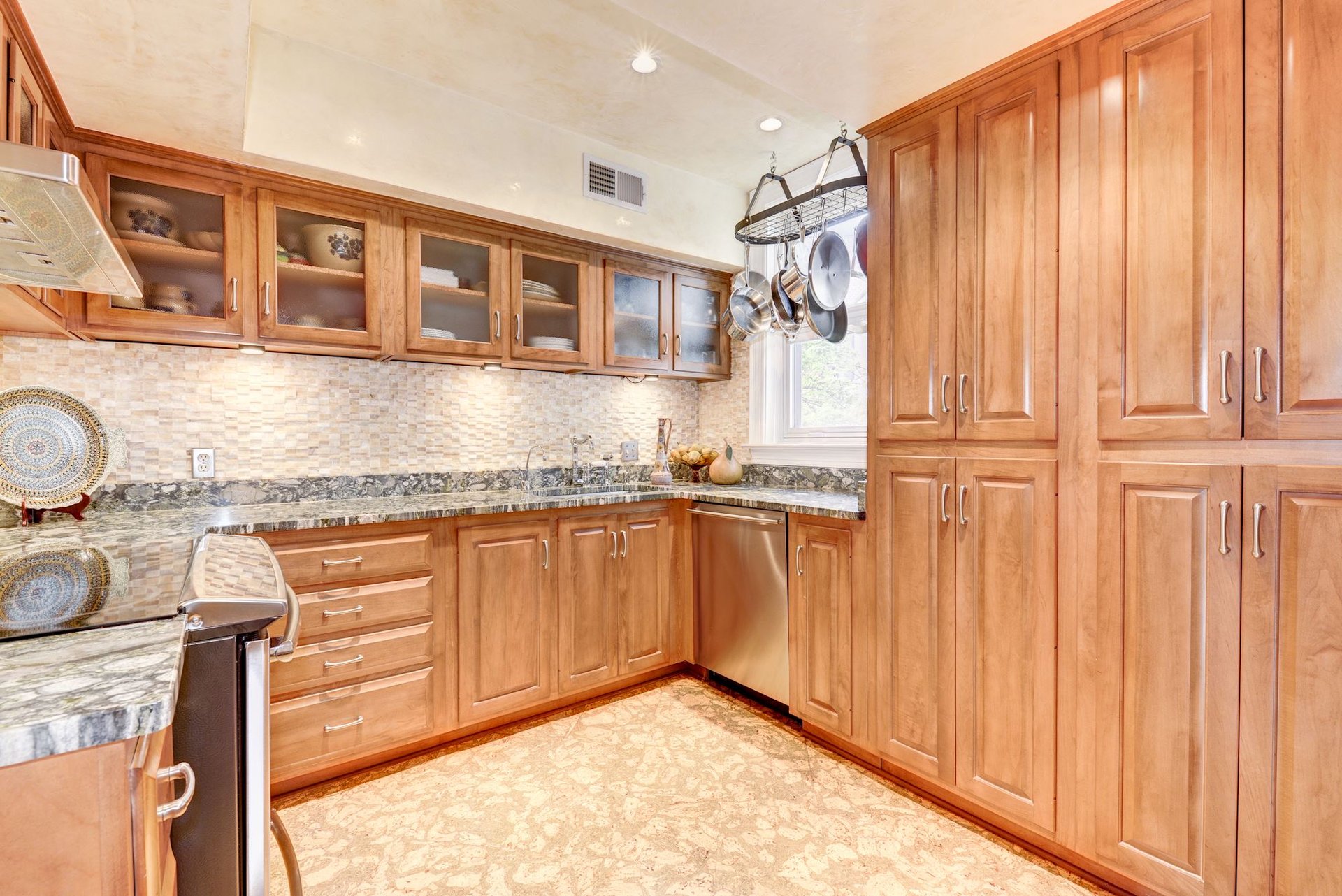 2301 Connecticut Ave NW, #2C