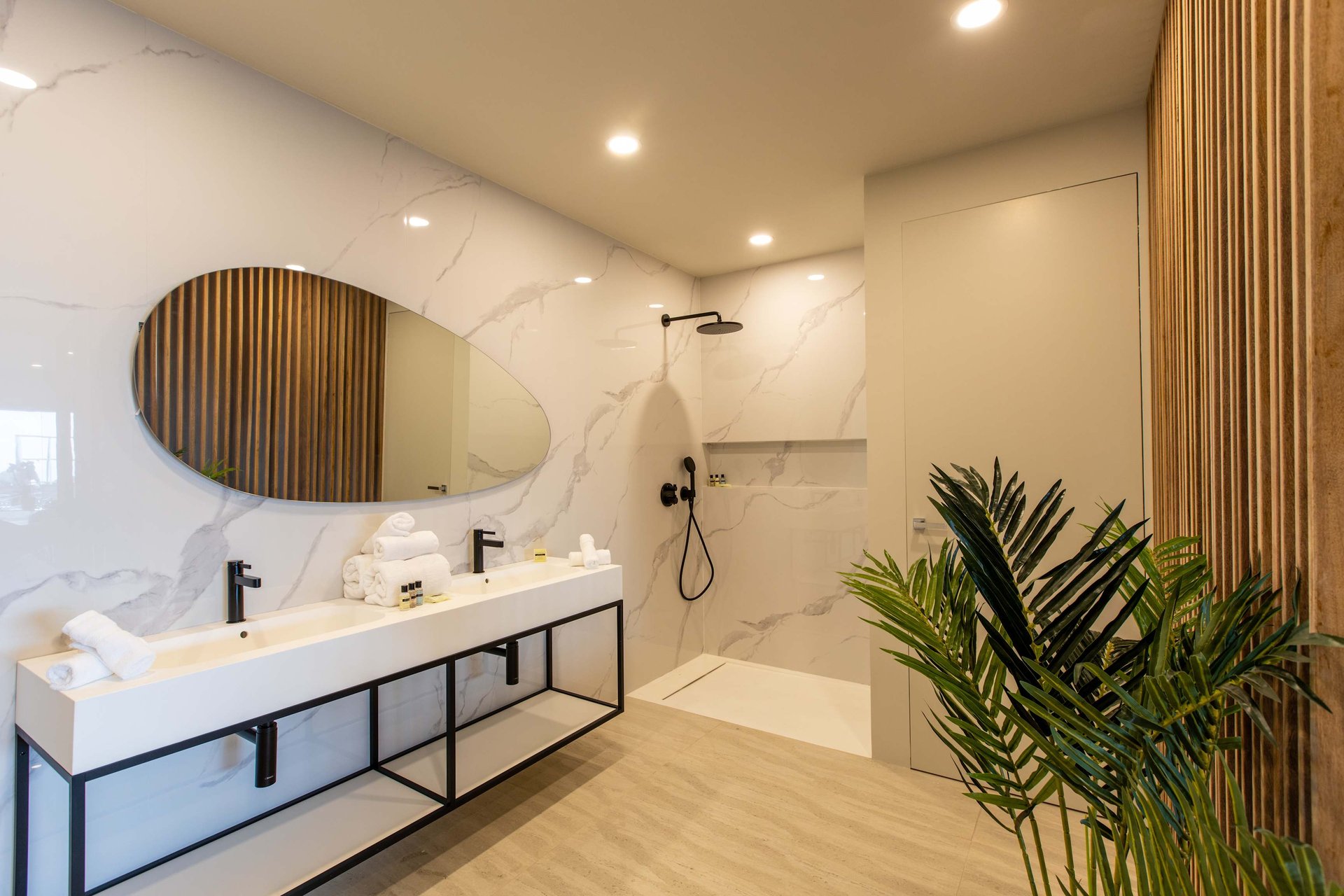 AURA RESIDENCE