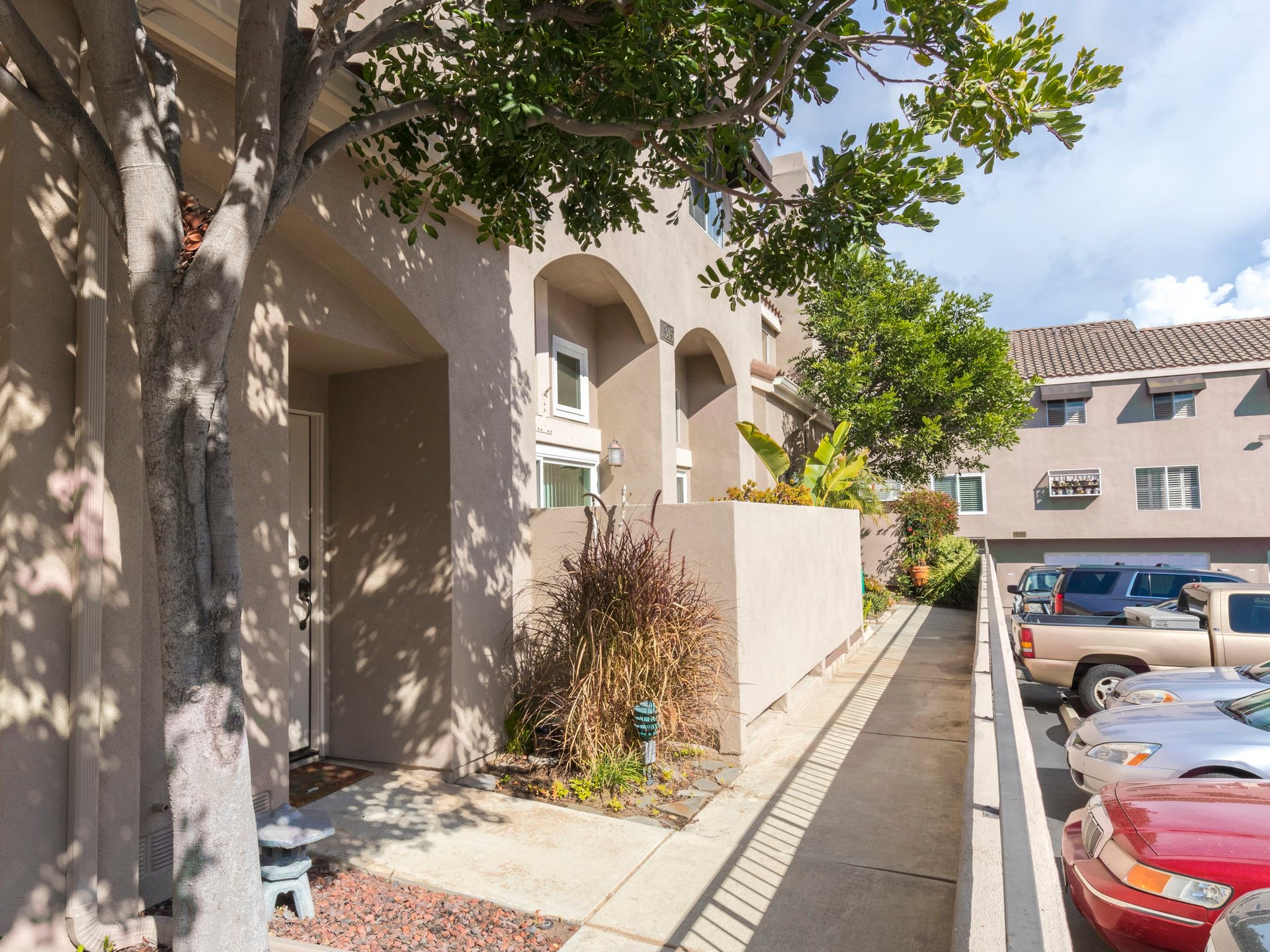 1345 E Grand Avenue Unit: D