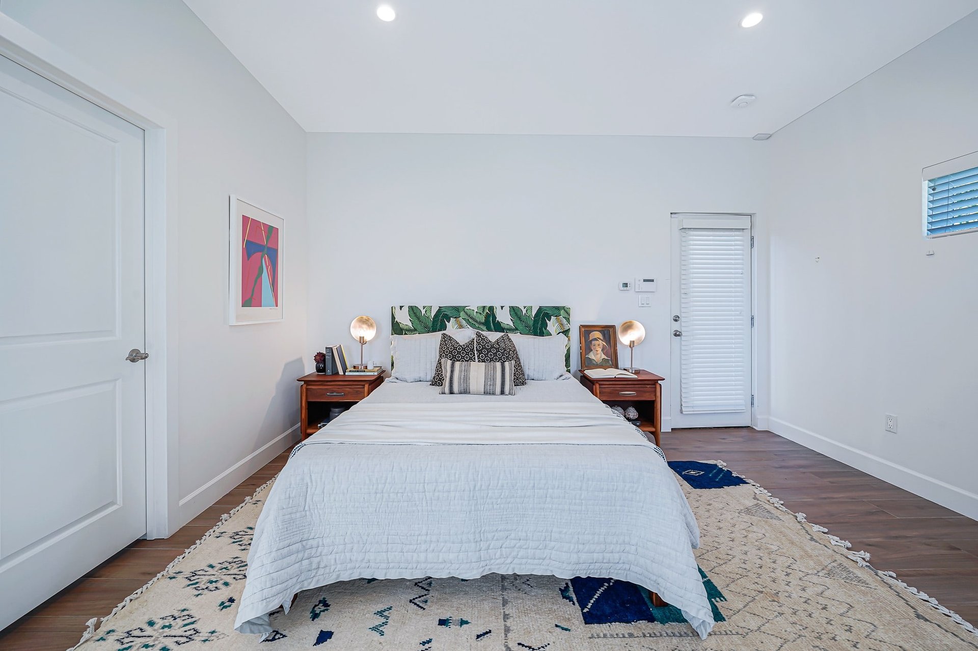 Light & Bright Modern Country English Home - Perched on a knoll in coveted Longwood Highlands.