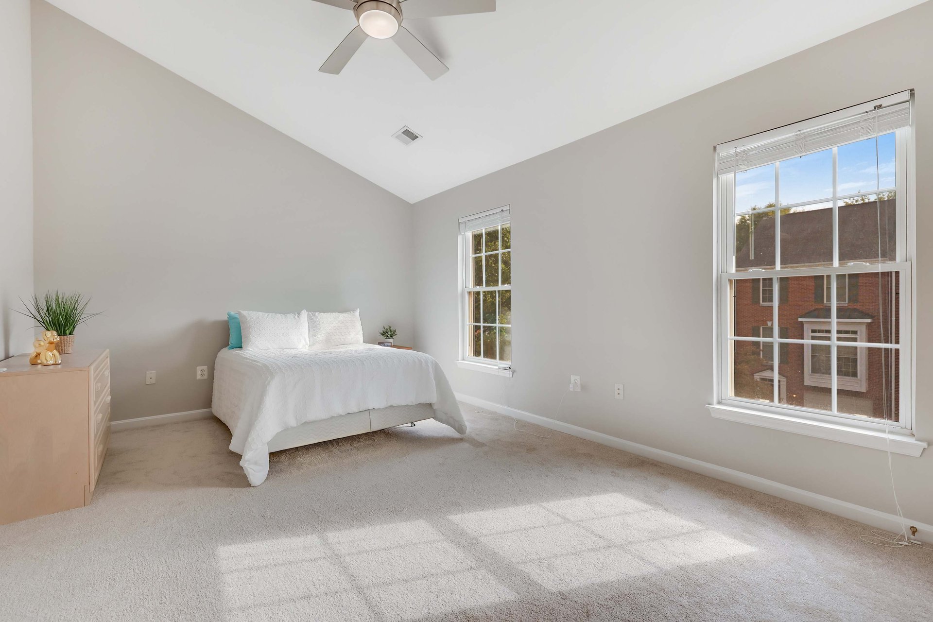 4051 Fairfax Center Hunt Trl