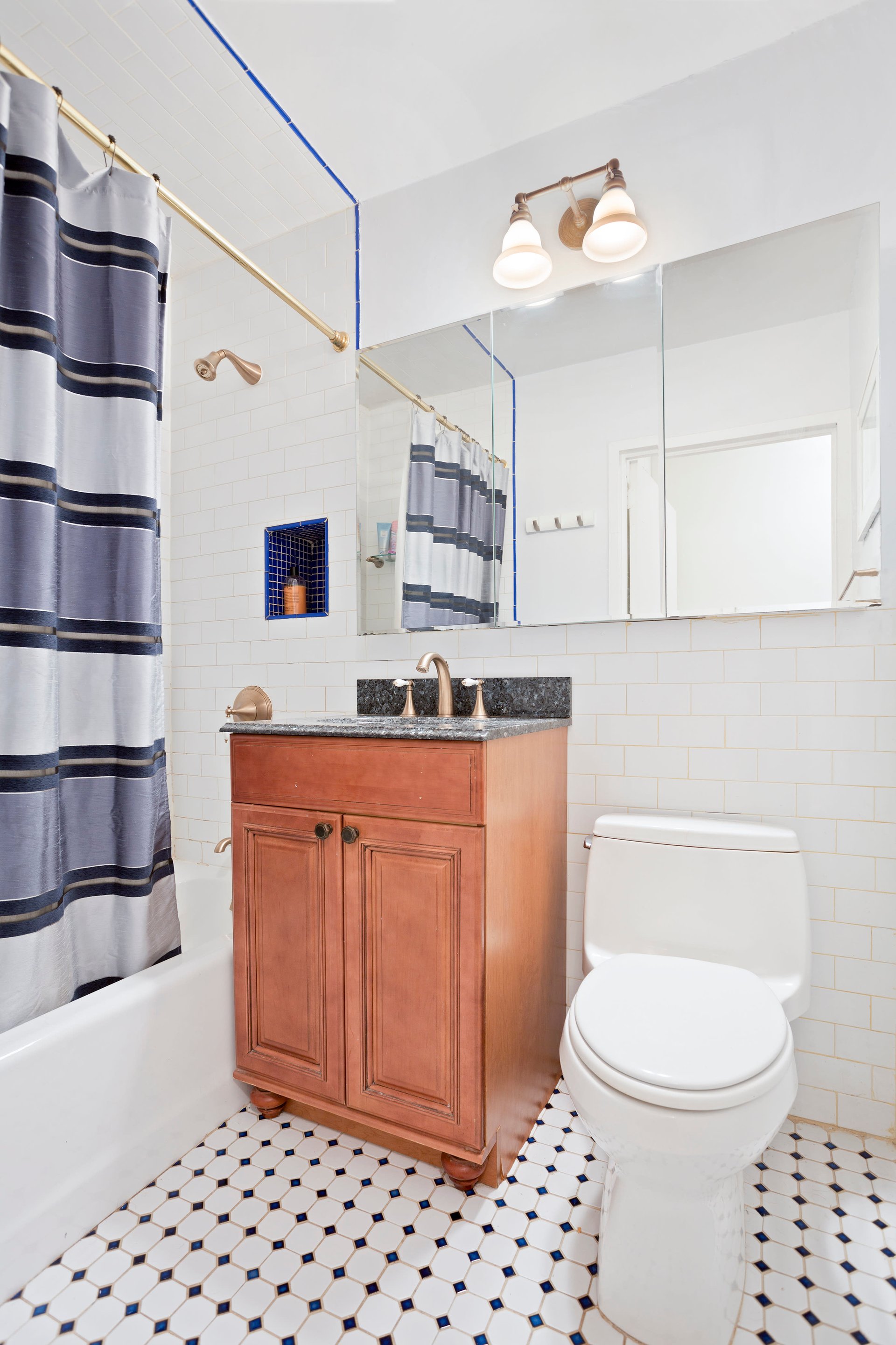 130 W 67th St, Unit 8J