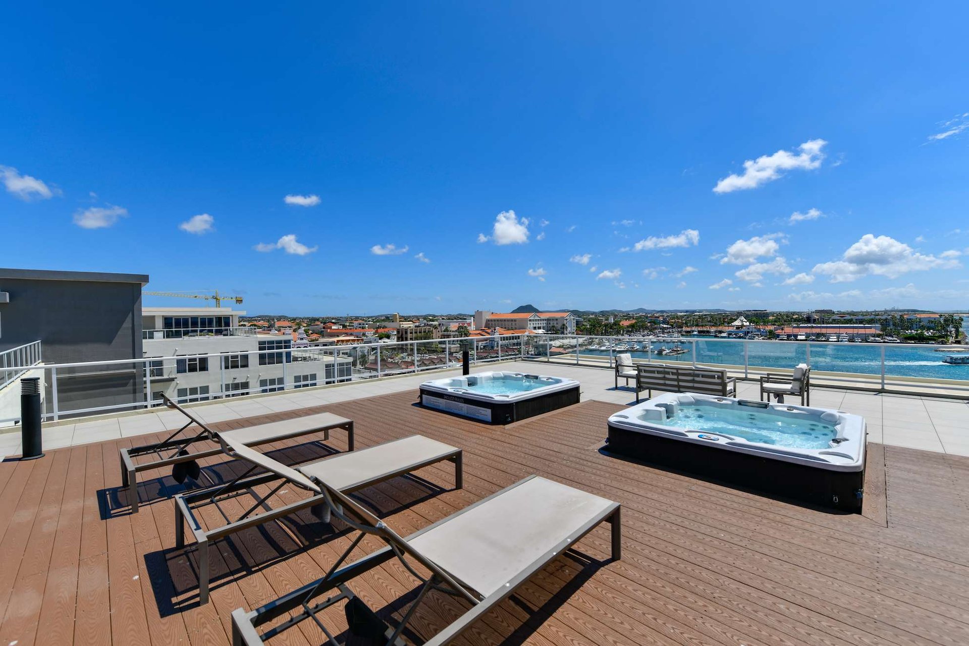 Harbour House 602 S