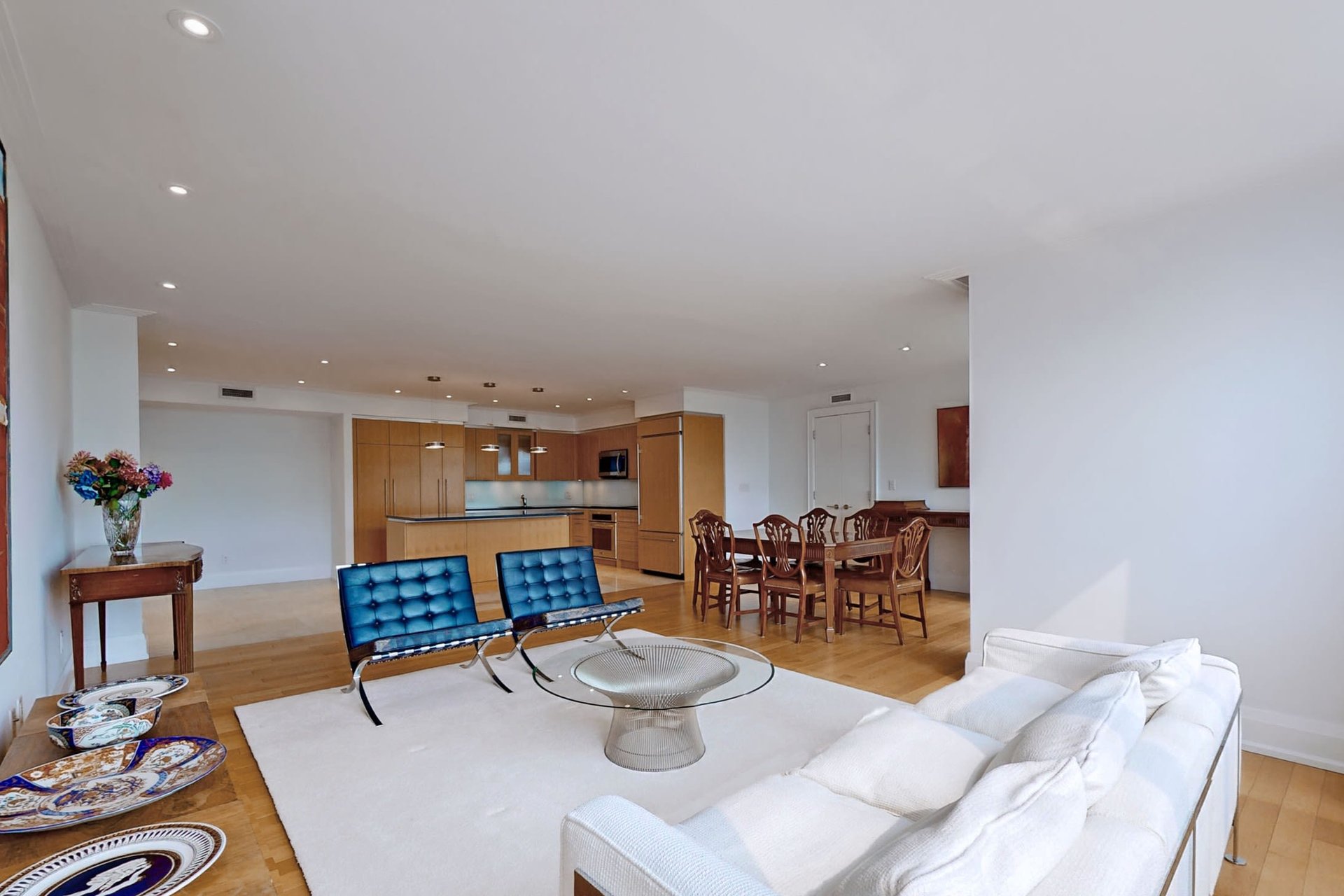 500 Avenue Road Suite 803 