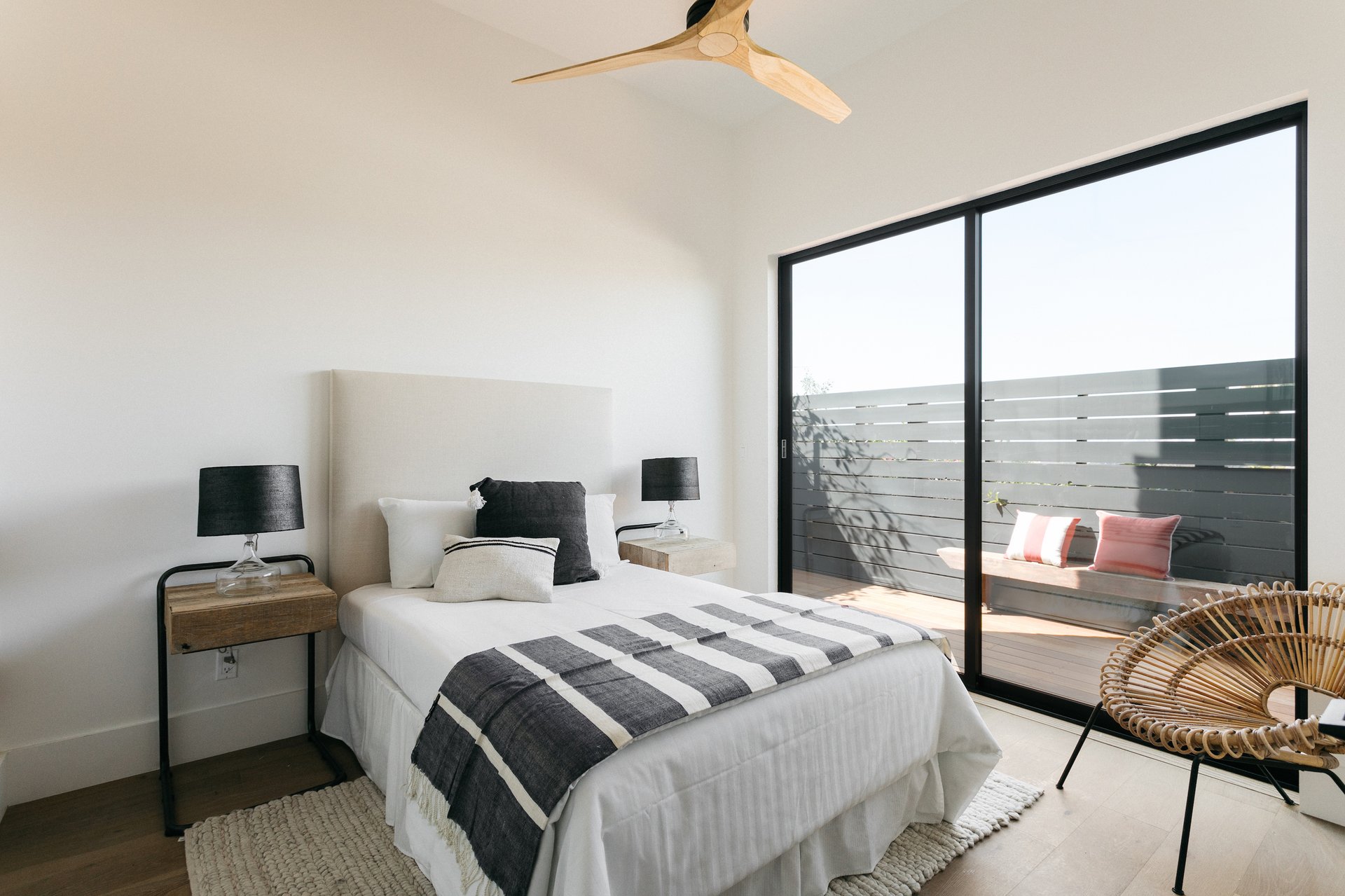 Bespoke Home in Silver Lake by Rob Diaz Design