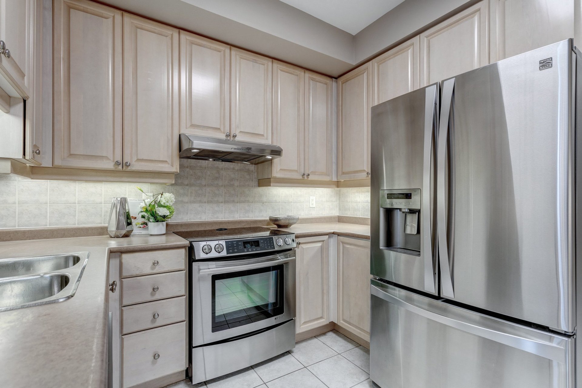 25 Kingsbridge Garden