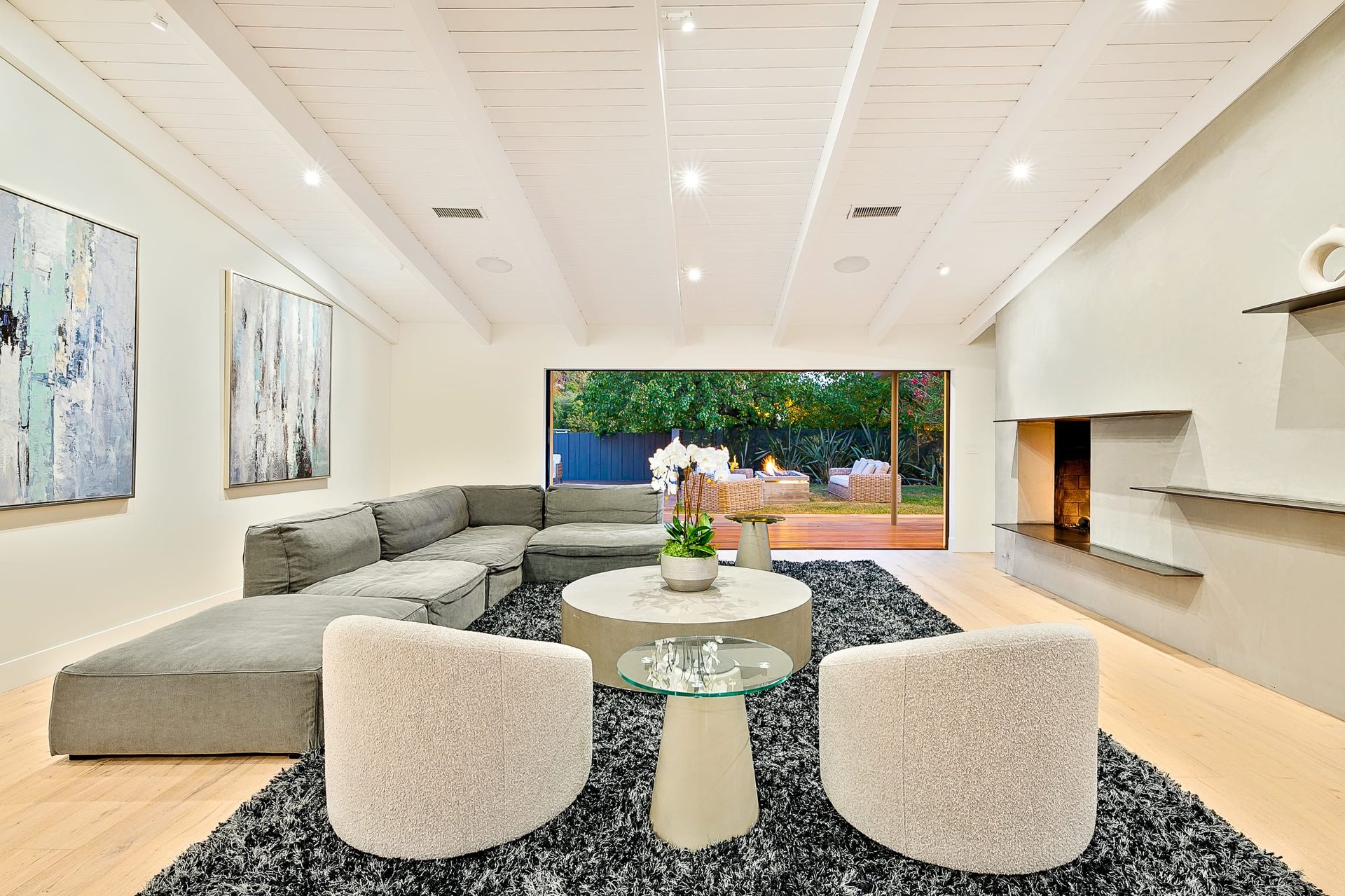 The Beverly Hills Modern Mid-Century Villa