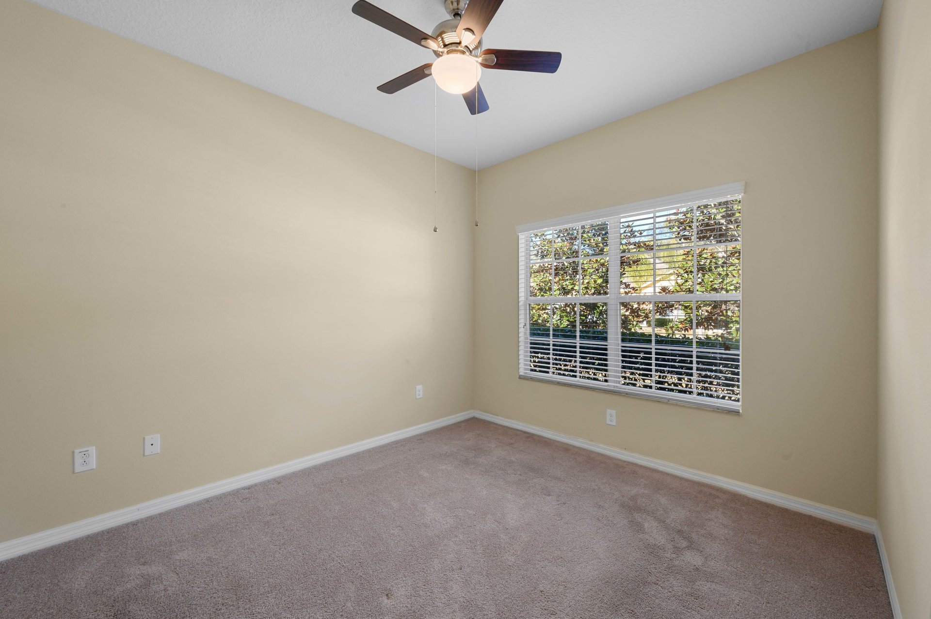 37618 Georgina Terrace