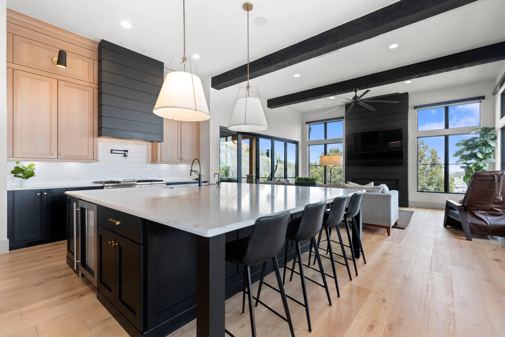 7775 Raphael Lane